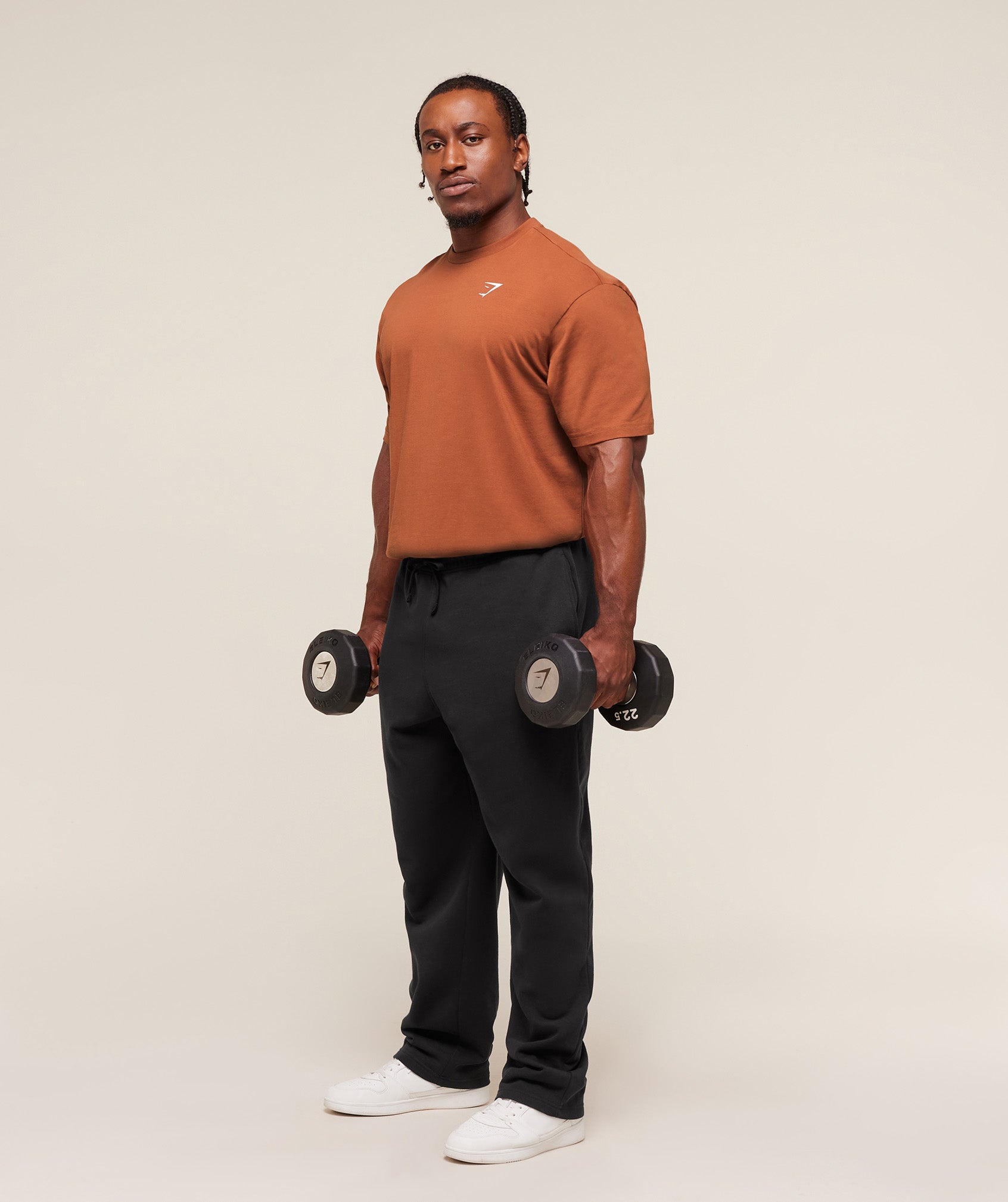 gymshark-essential-oversized-t-shirt-ss-tops-brown-aw25-1