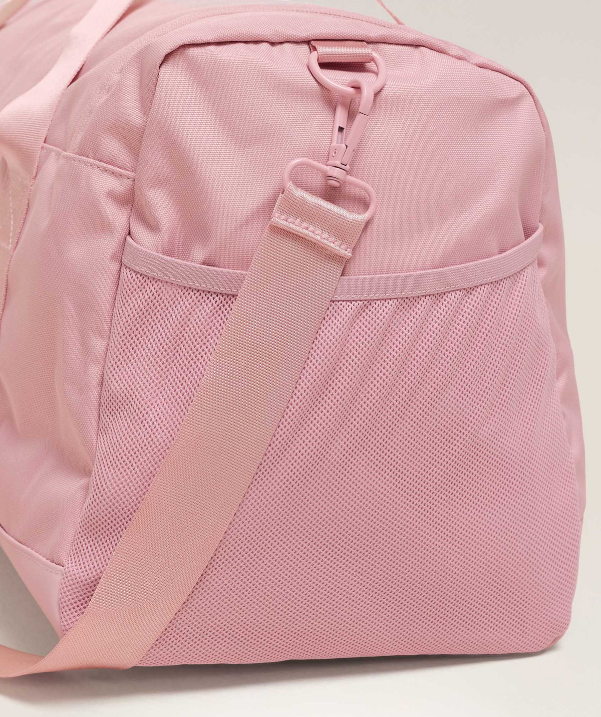 gymshark-everyday-holdall-medium-bags-pink-aw25