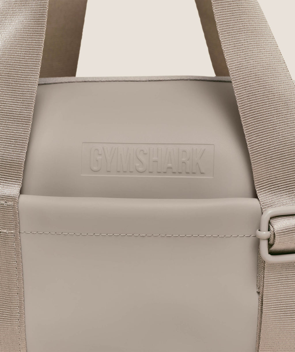 gymshark-everyday-mini-holdall-bags-grey-aw25