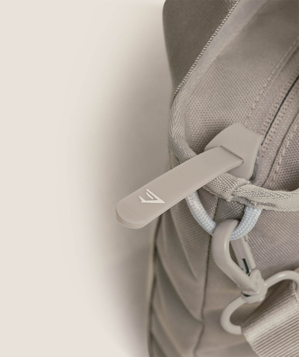 gymshark-everyday-mini-tote-bag-bags-grey-aw25