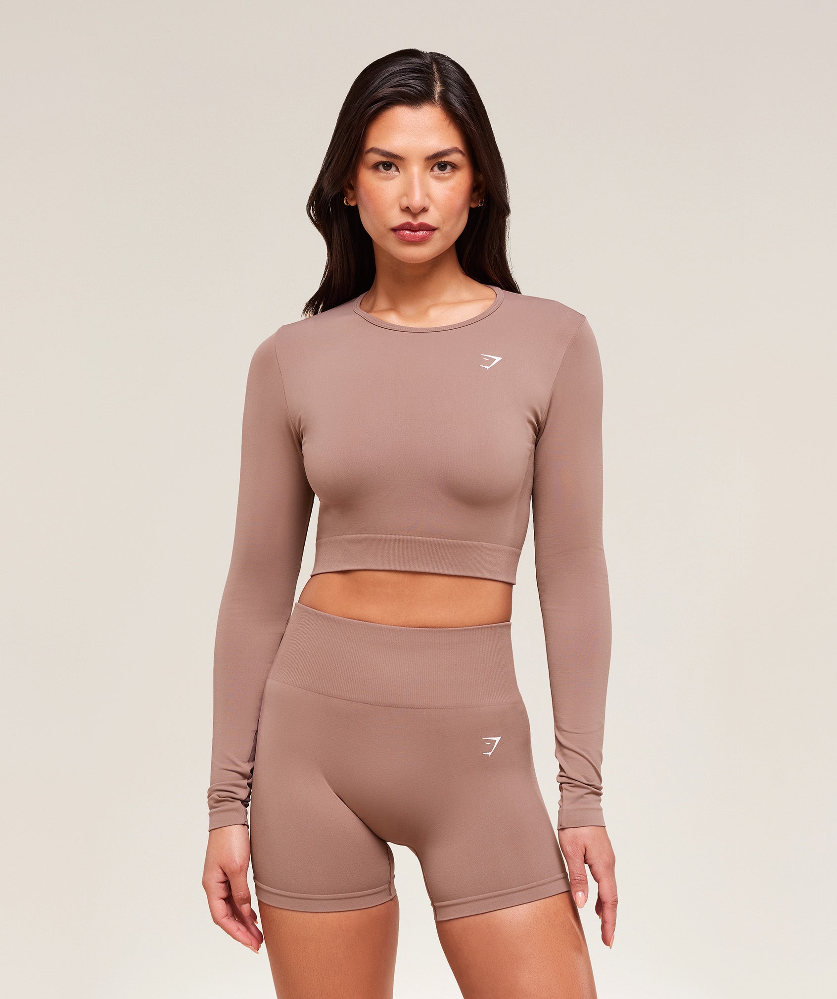 gymshark-everyday-seamless-long-sleeve-crop-top-crop-tops-pink-ss25