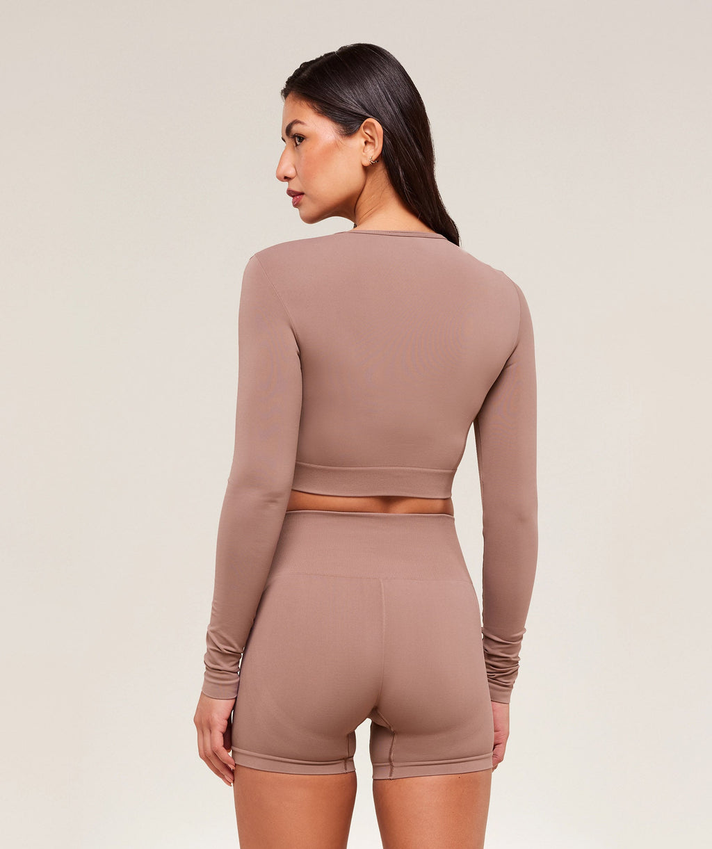 gymshark-everyday-seamless-long-sleeve-crop-top-crop-tops-pink-ss25