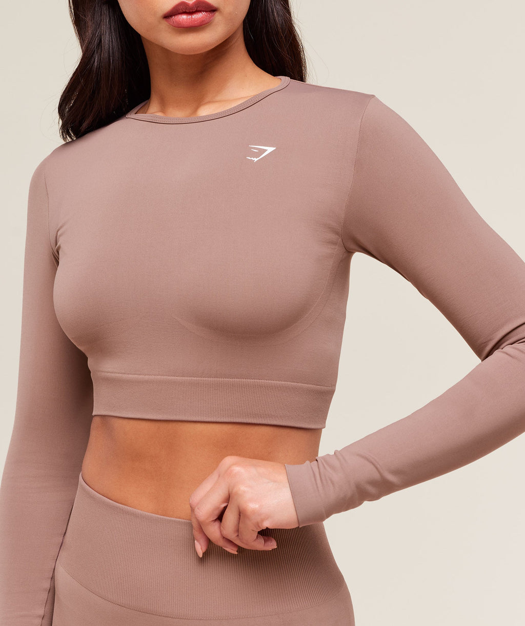 gymshark-everyday-seamless-long-sleeve-crop-top-crop-tops-pink-ss25