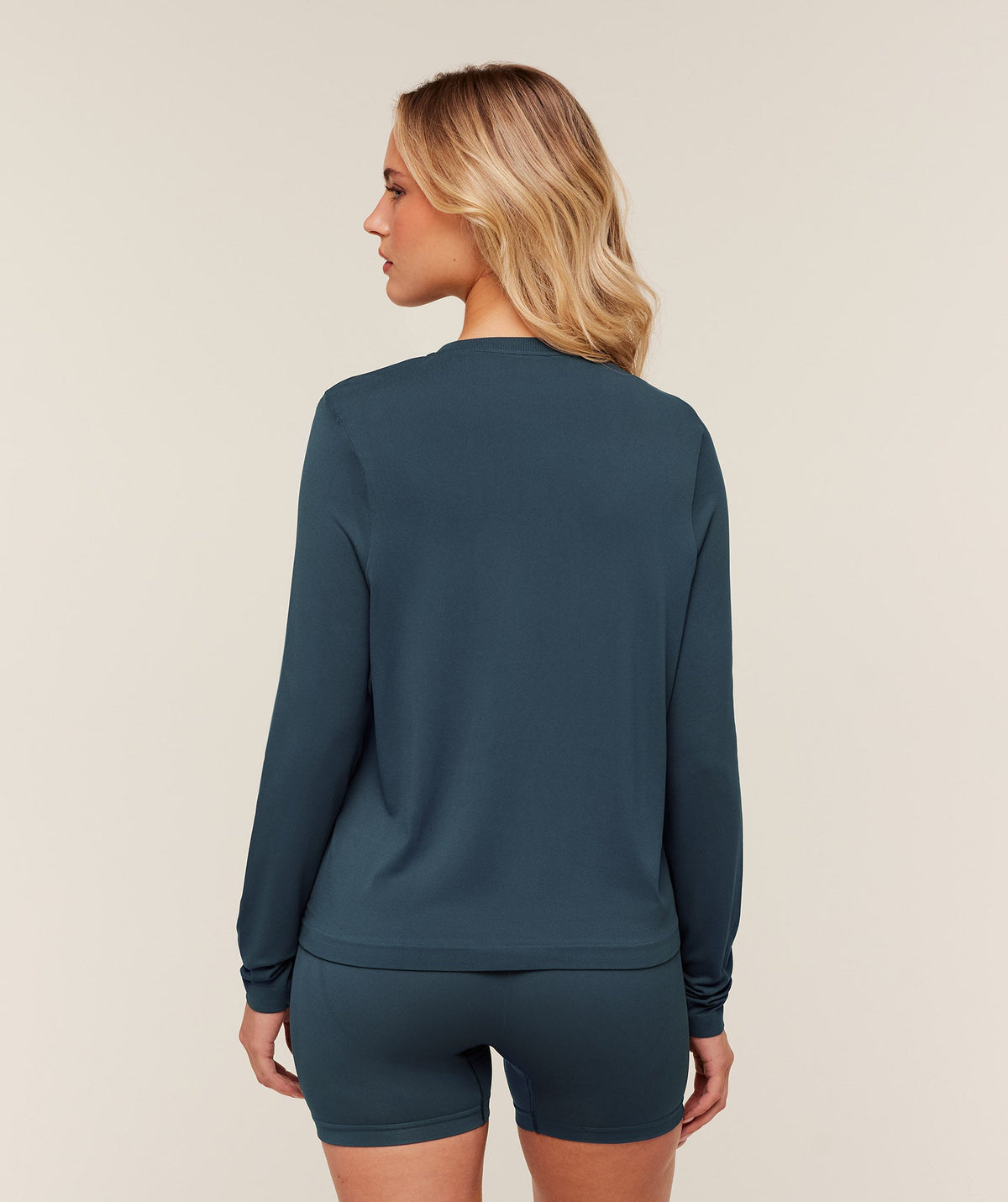 gymshark-everyday-seamless-long-sleeve-top-ls-tops-blue-ss26