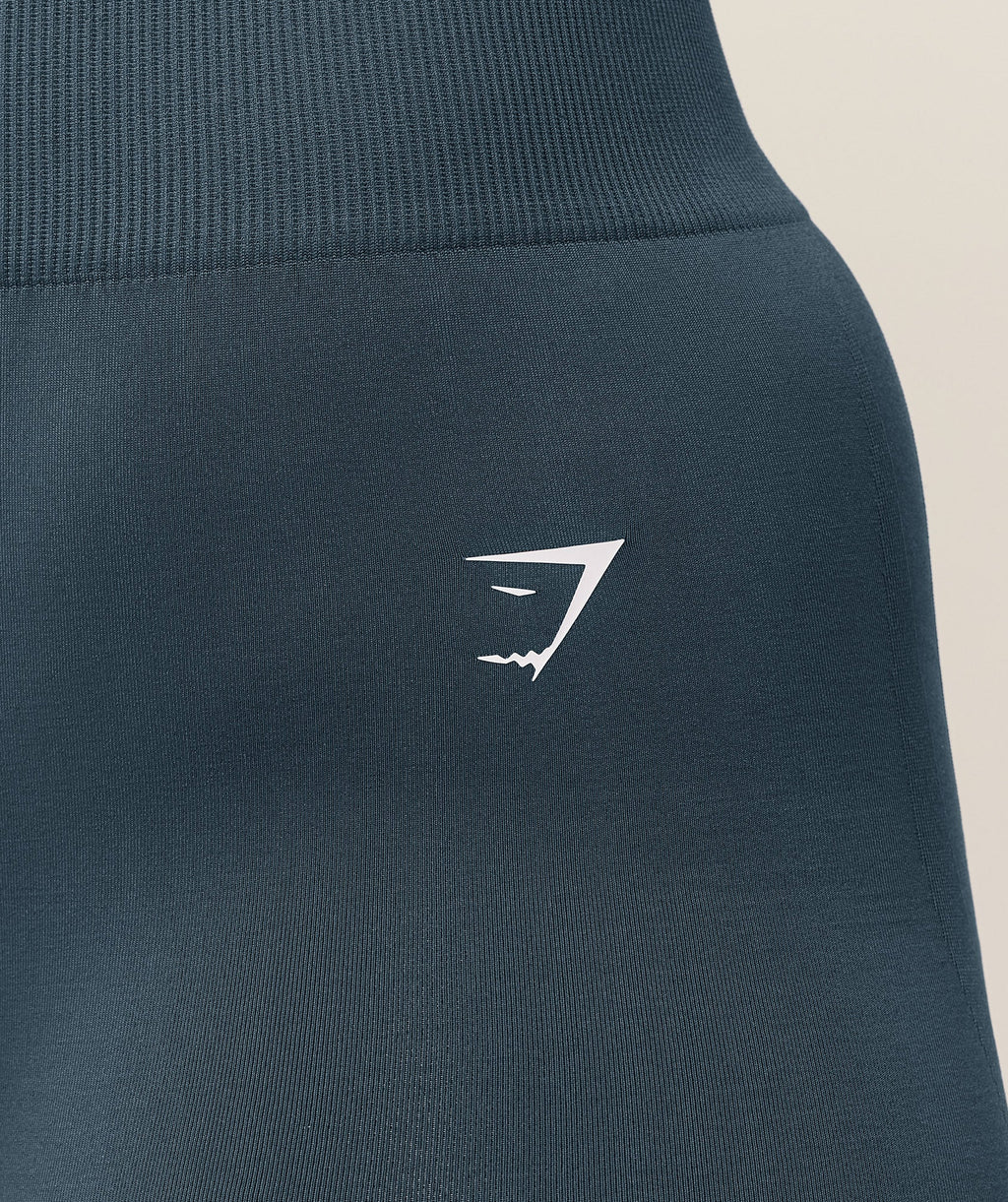 gymshark-everyday-seamless-shorts-2-0-shorts-blue-ss26