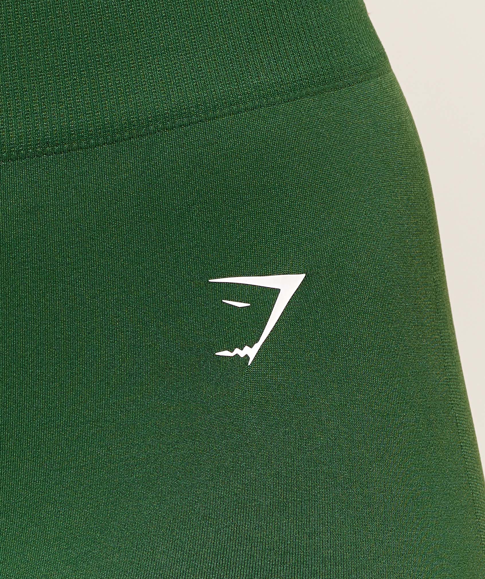 gymshark-everyday-seamless-shorts-shorts-green-aw25