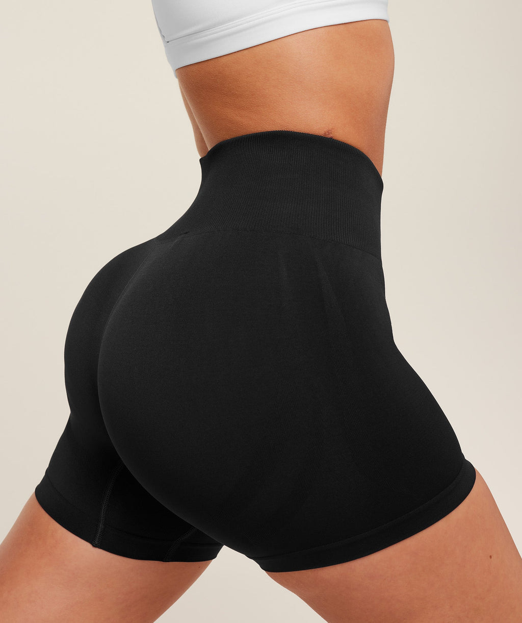 gymshark-everyday-seamless-shorts-black-aw23