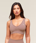 gymshark-everyday-seamless-sports-bra-sports-bras-pink-ss25
