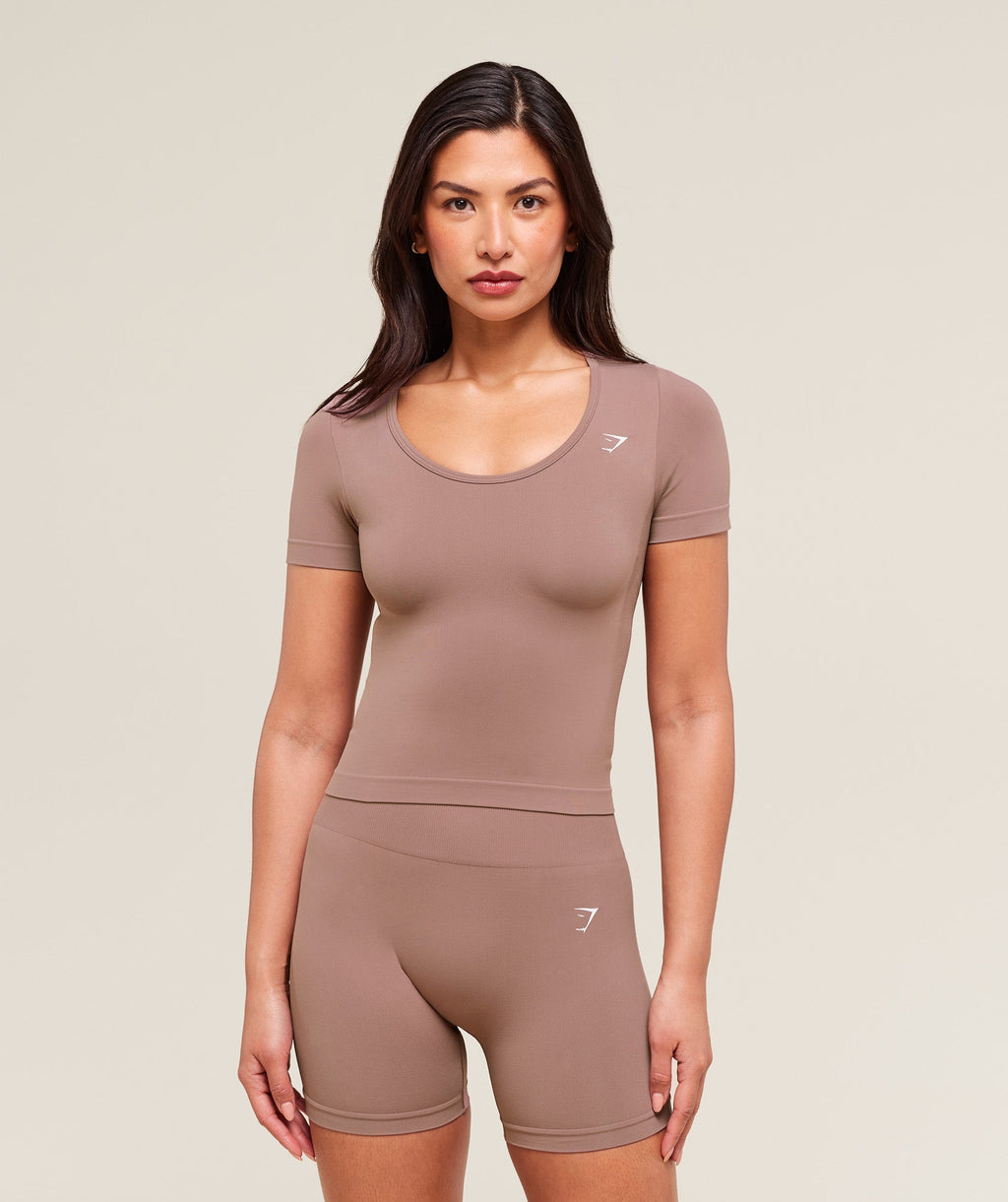 gymshark-everyday-seamless-tight-fit-crew-neck-tee-ss-tops-pink-ss25