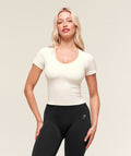 gymshark-everyday-seamless-tight-fit-crew-neck-tee-ss-tops-white-ss25