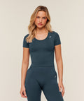 gymshark-everyday-seamless-tight-fit-crew-neck-tee-ss-tops