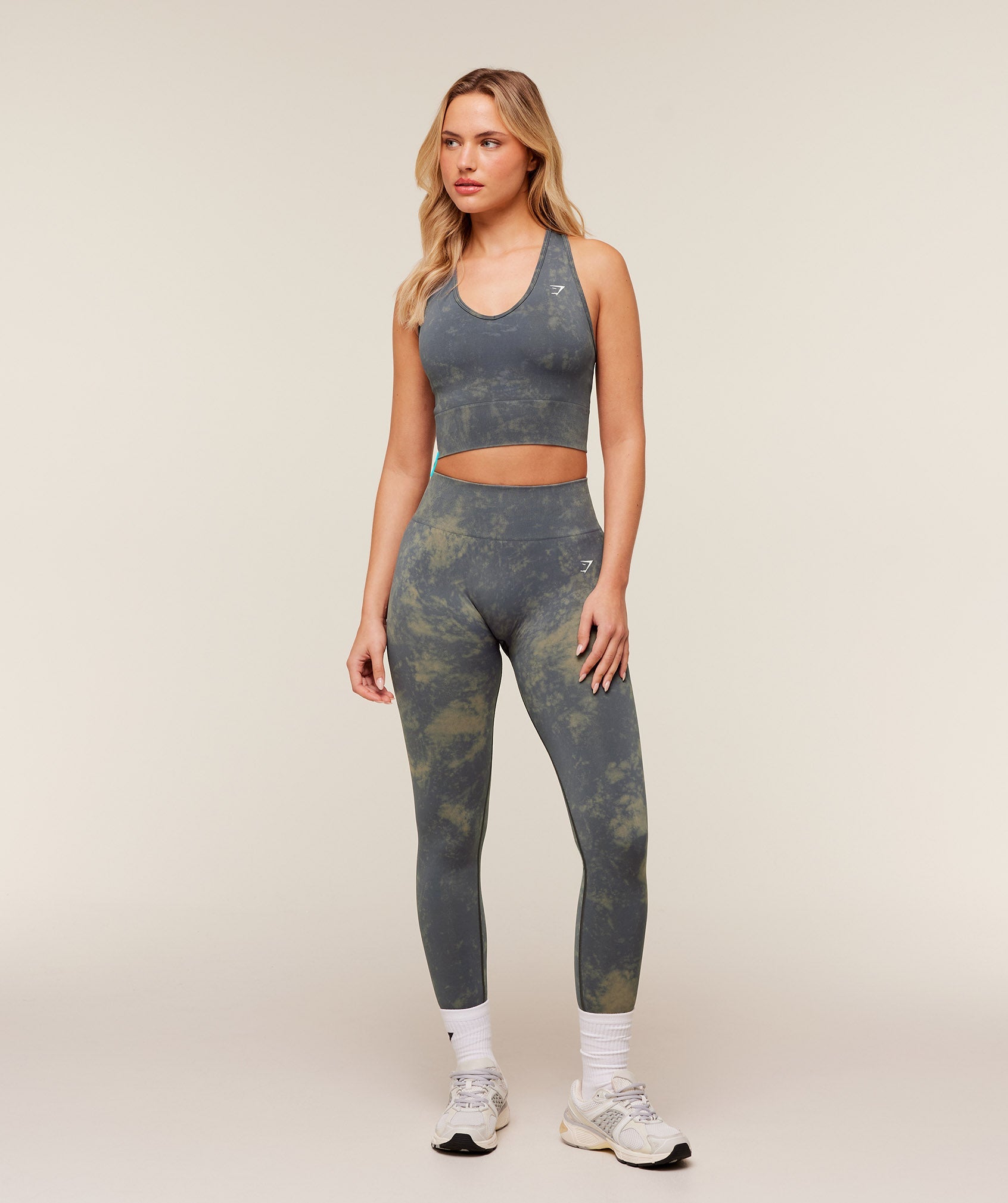 gymshark-everyday-seamless-washed-crop-tank-sleeveless-tops-grey-ss26
