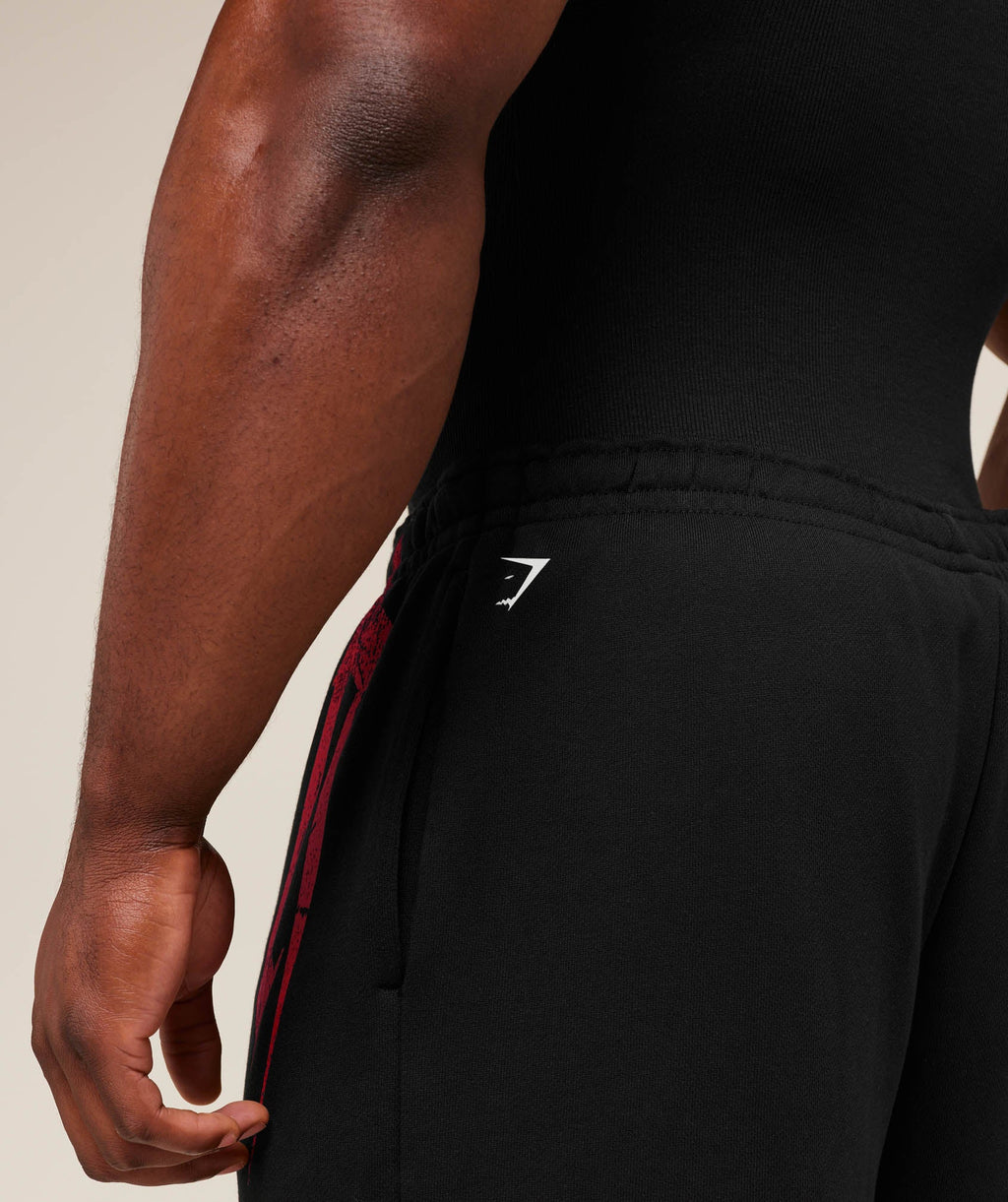 gymshark-fade-graphic-straight-leg-jogger-pants