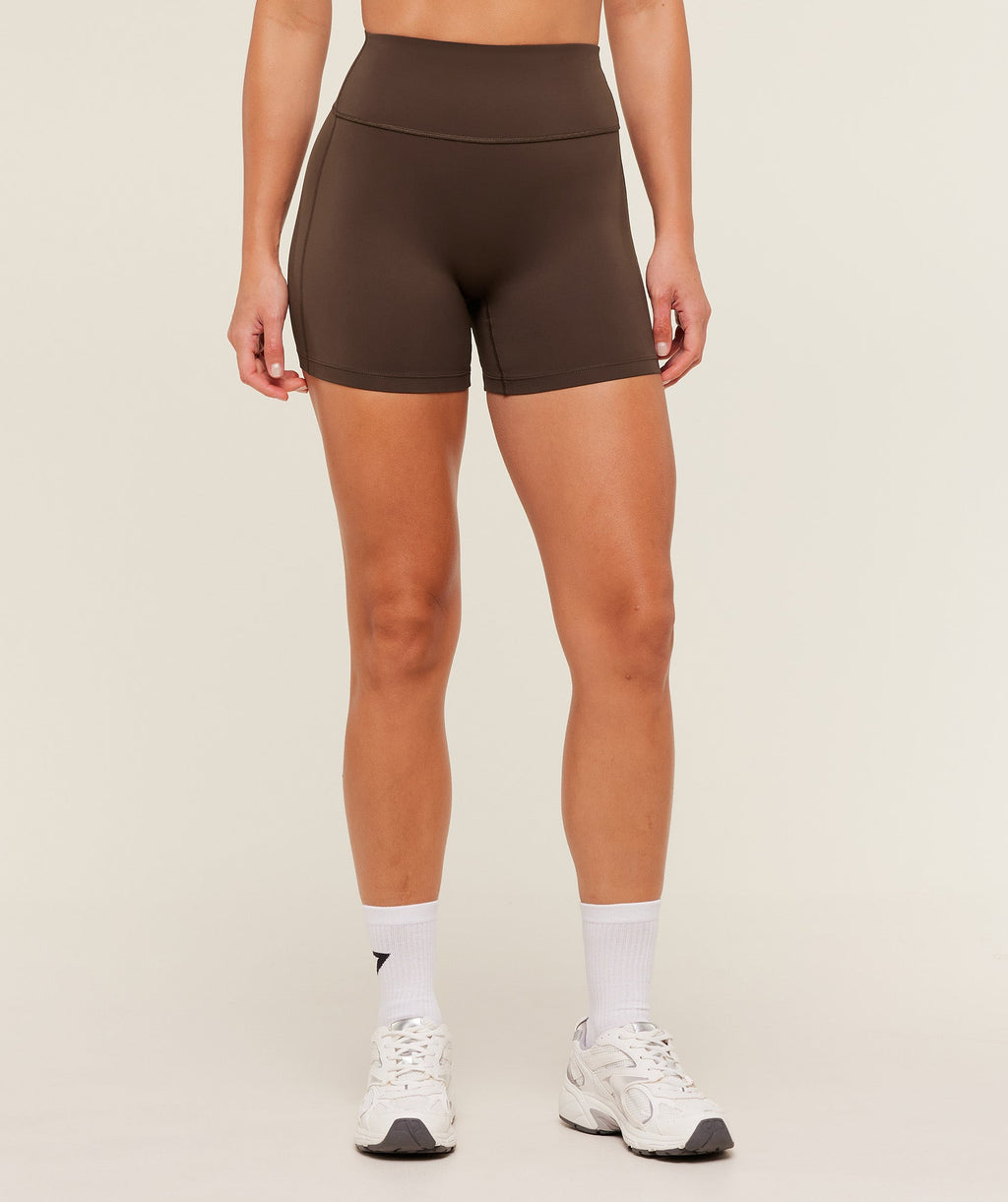 gymshark-flow-bodyfit-short-shorts-2