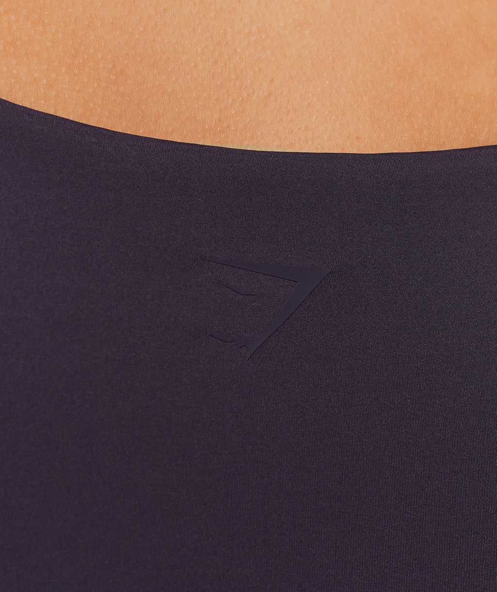 gymshark-flow-long-sleeve-crop-top-with-cups-ls-tops