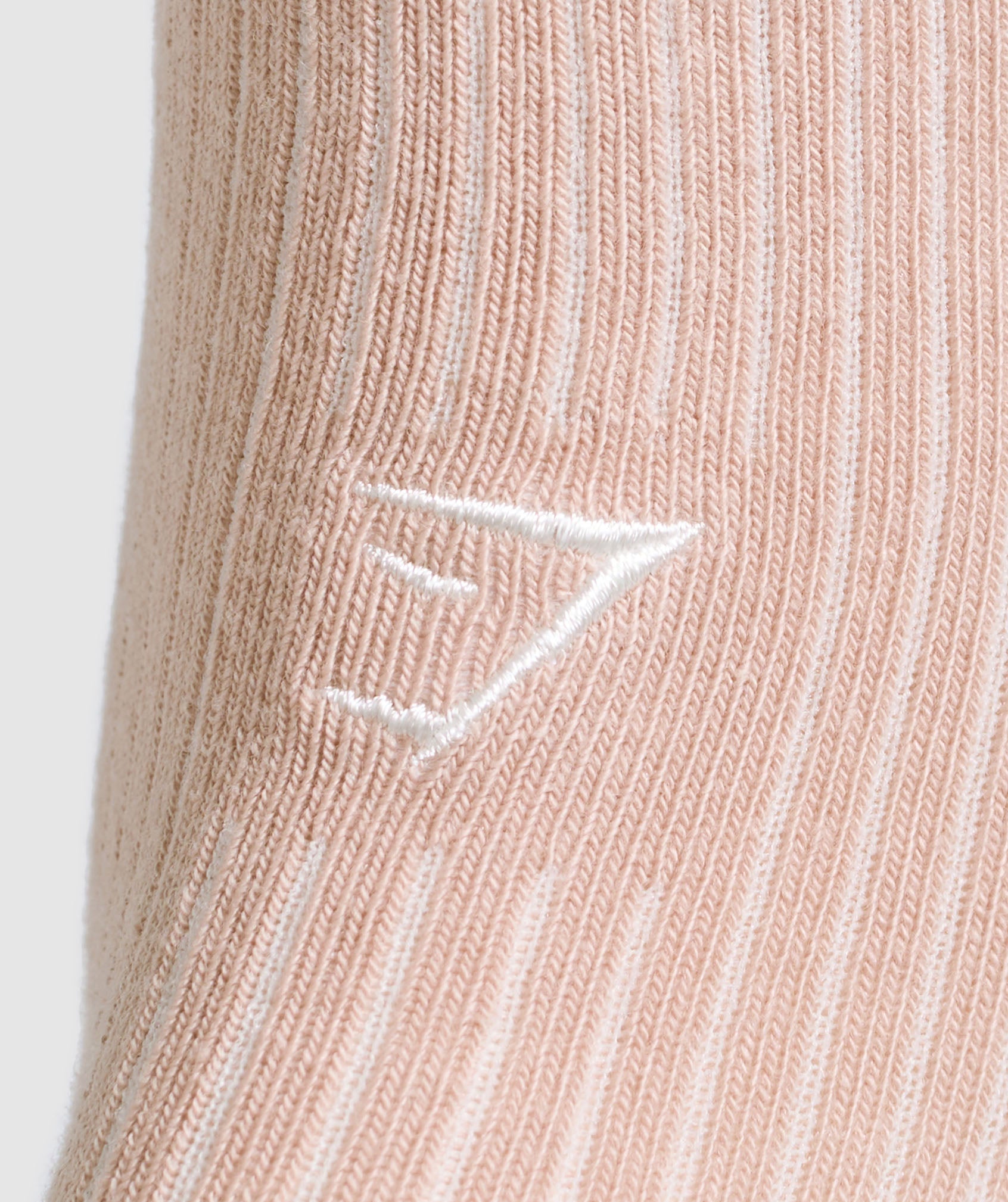 gymshark-frill-crew-single-sock-socks-pink-ss25