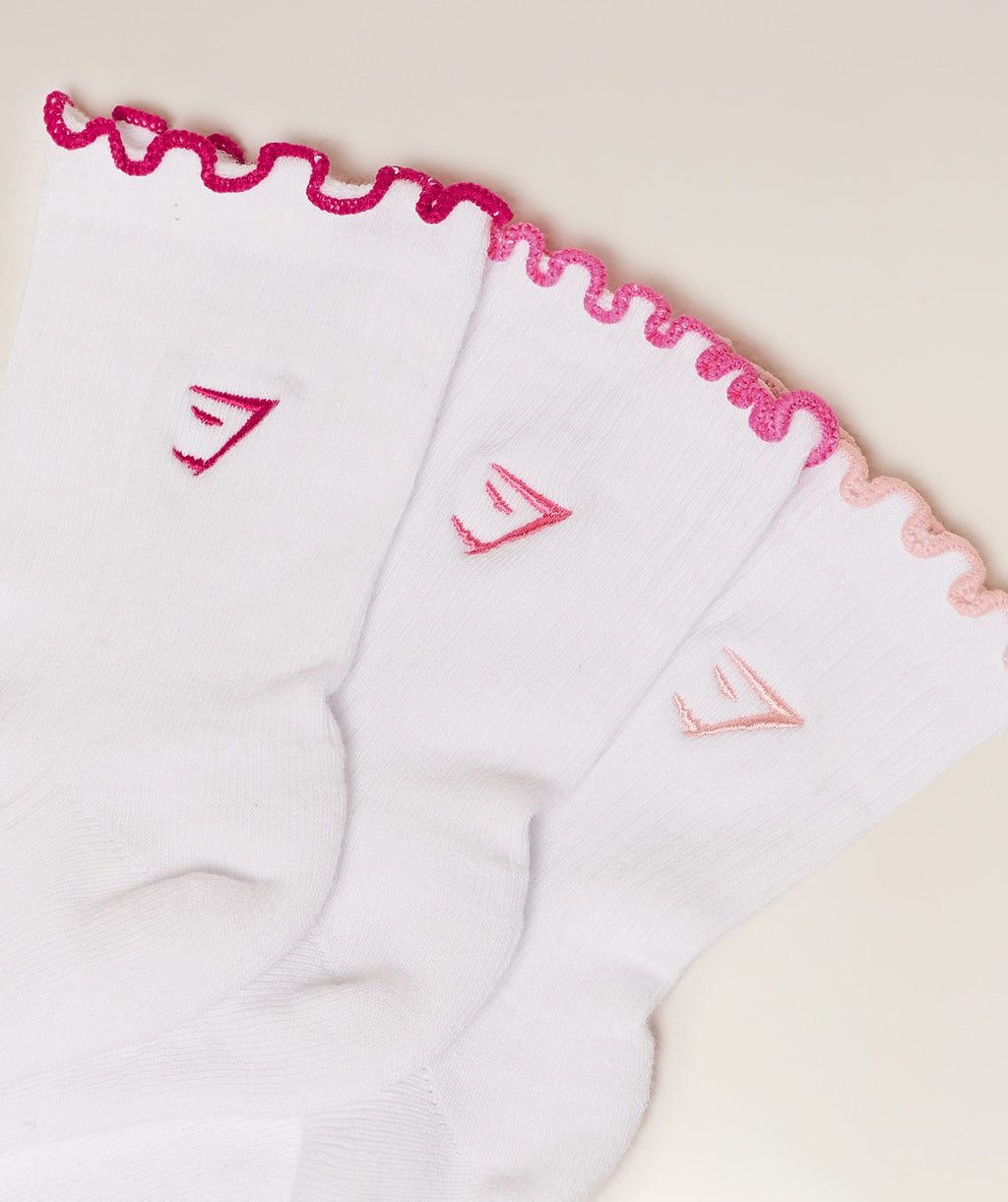 gymshark-midi-frill-socks-3pk-socks-pink-aw25-1