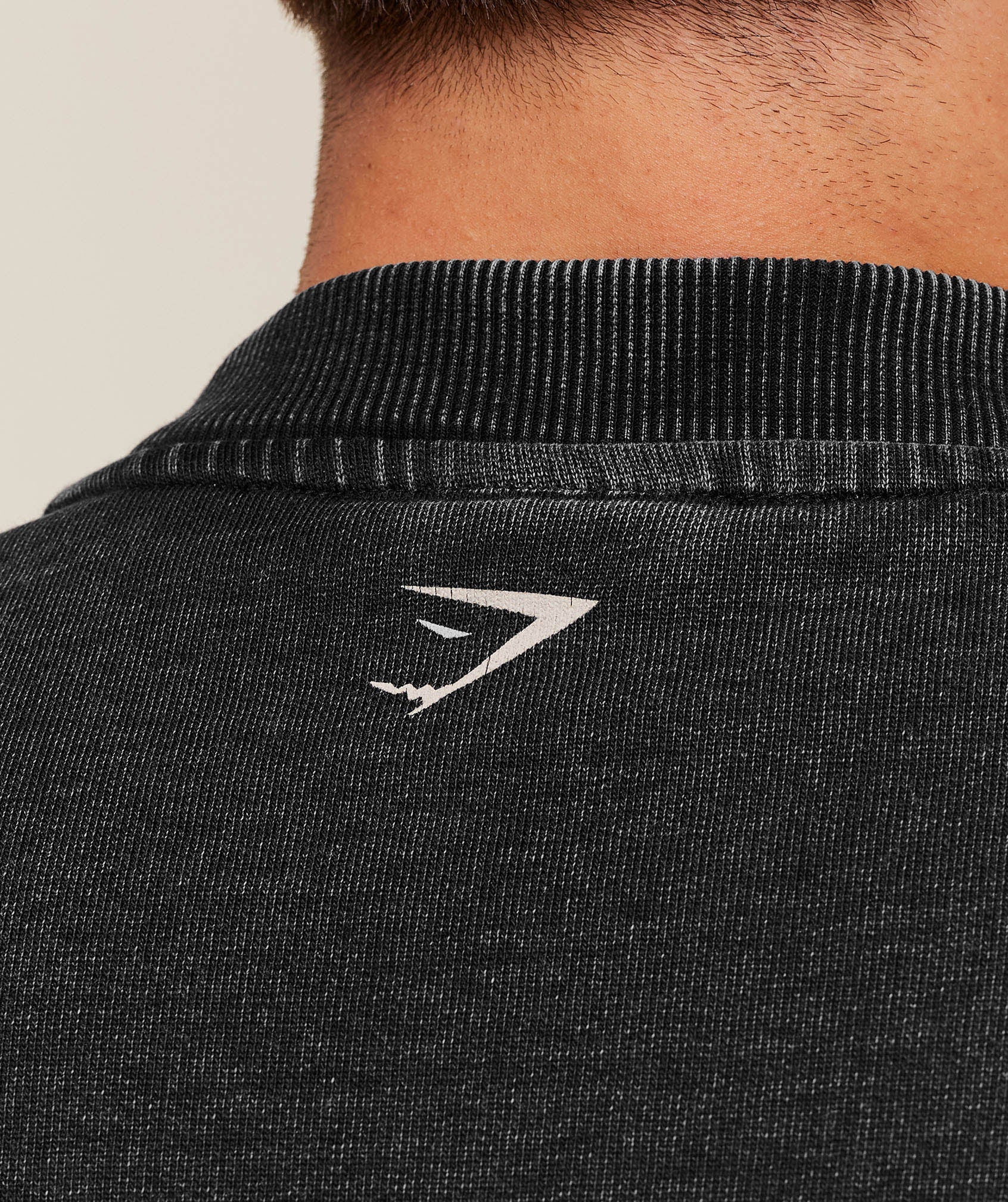 gymshark-2012-lifting-club-crew-pullovers-black-aw25