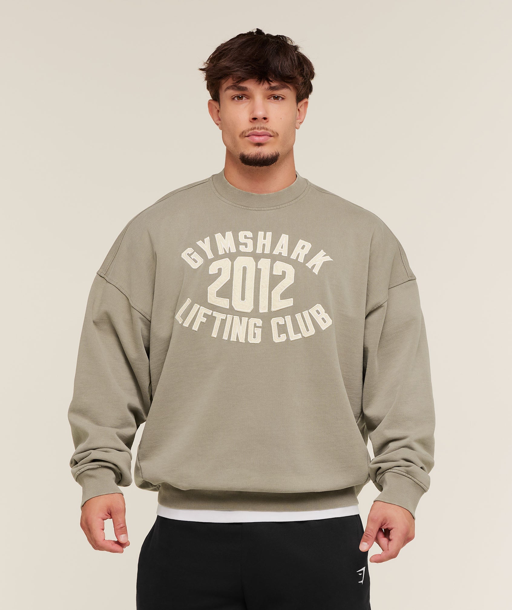 gymshark-2012-lifting-club-crew-pullovers-brown-aw25