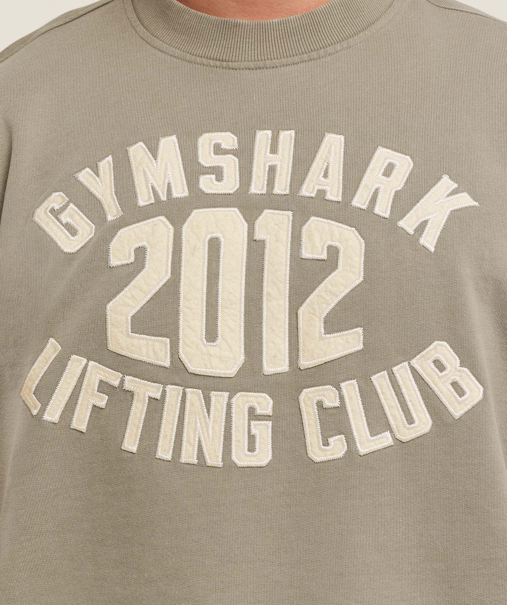 gymshark-2012-lifting-club-crew-pullovers-brown-aw25