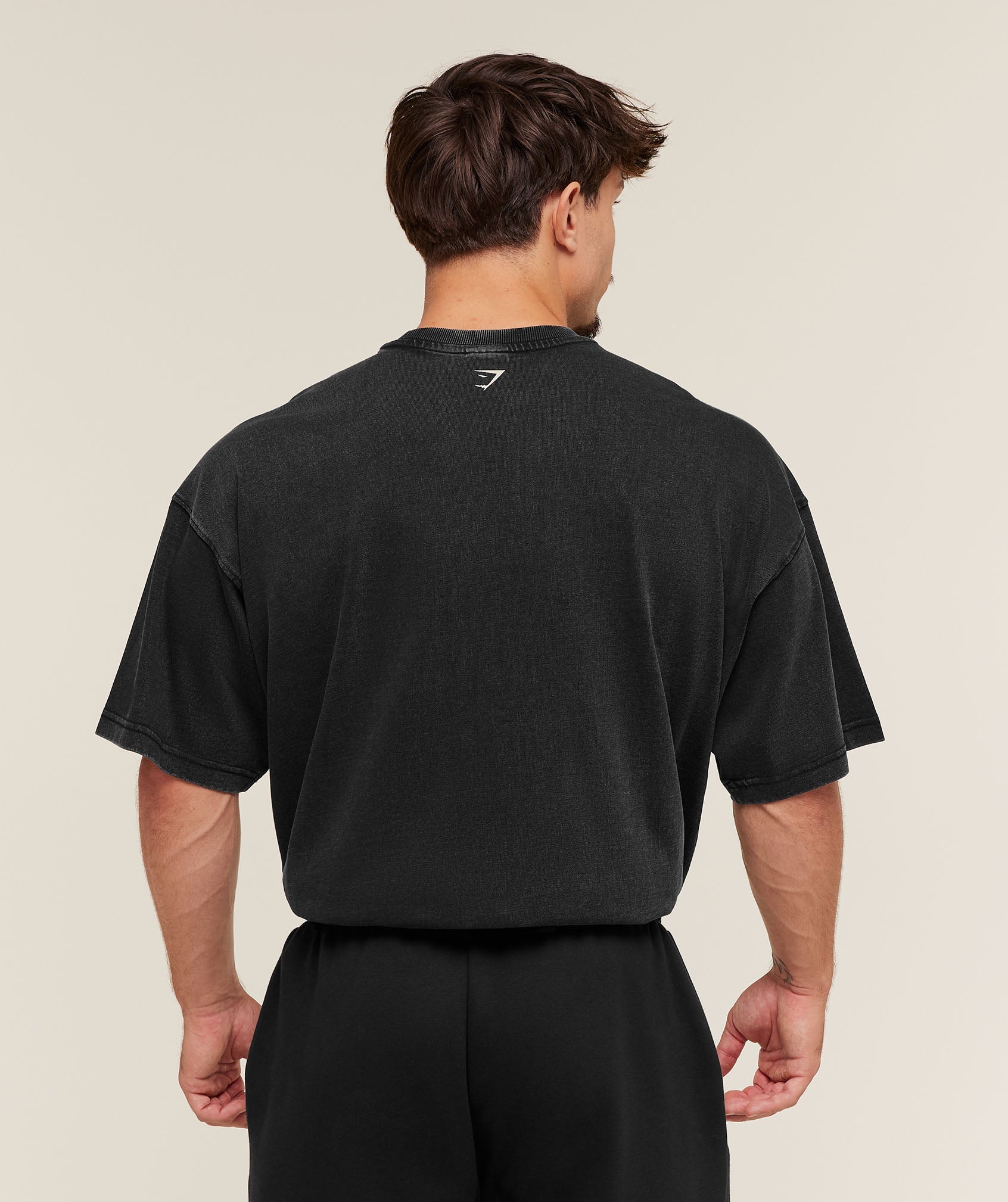 gymshark-2012-lifting-club-t-shirt-ss-tops-black-aw25