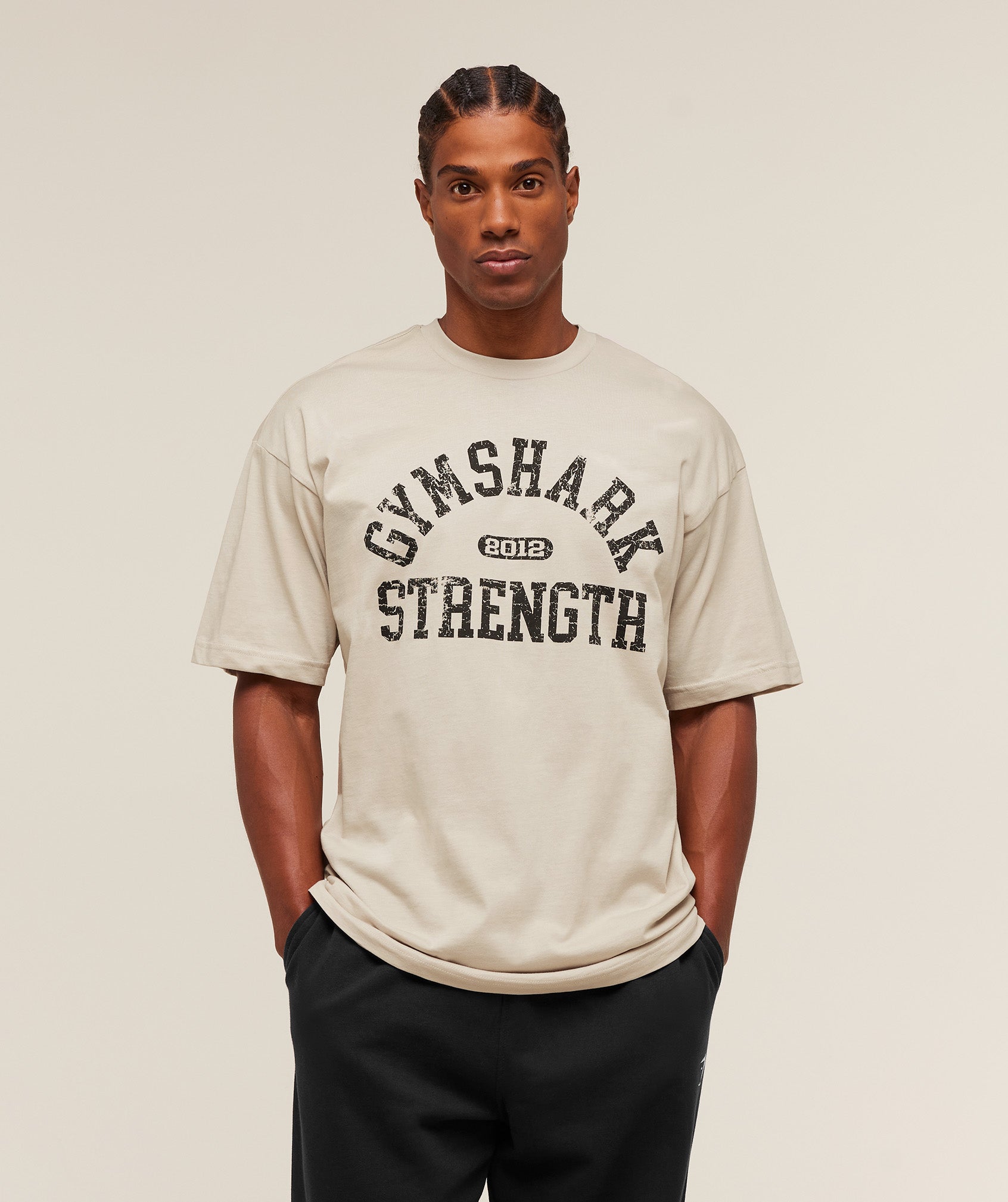 gymshark-2012-strength-t-shirt-ss-tops-grey-aw25