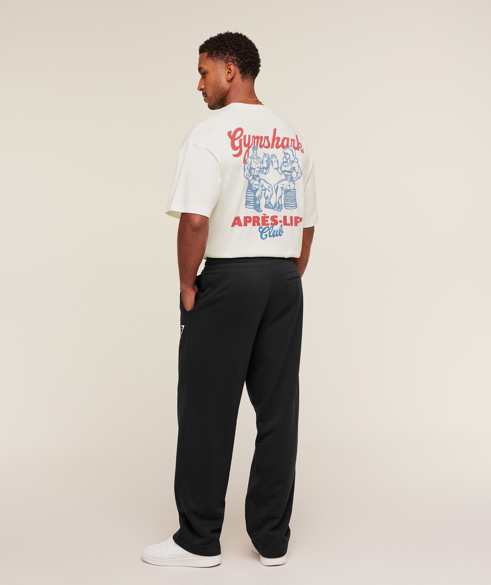 gymshark-apres-lift-club-t-shirt-ss-tops-white-aw25