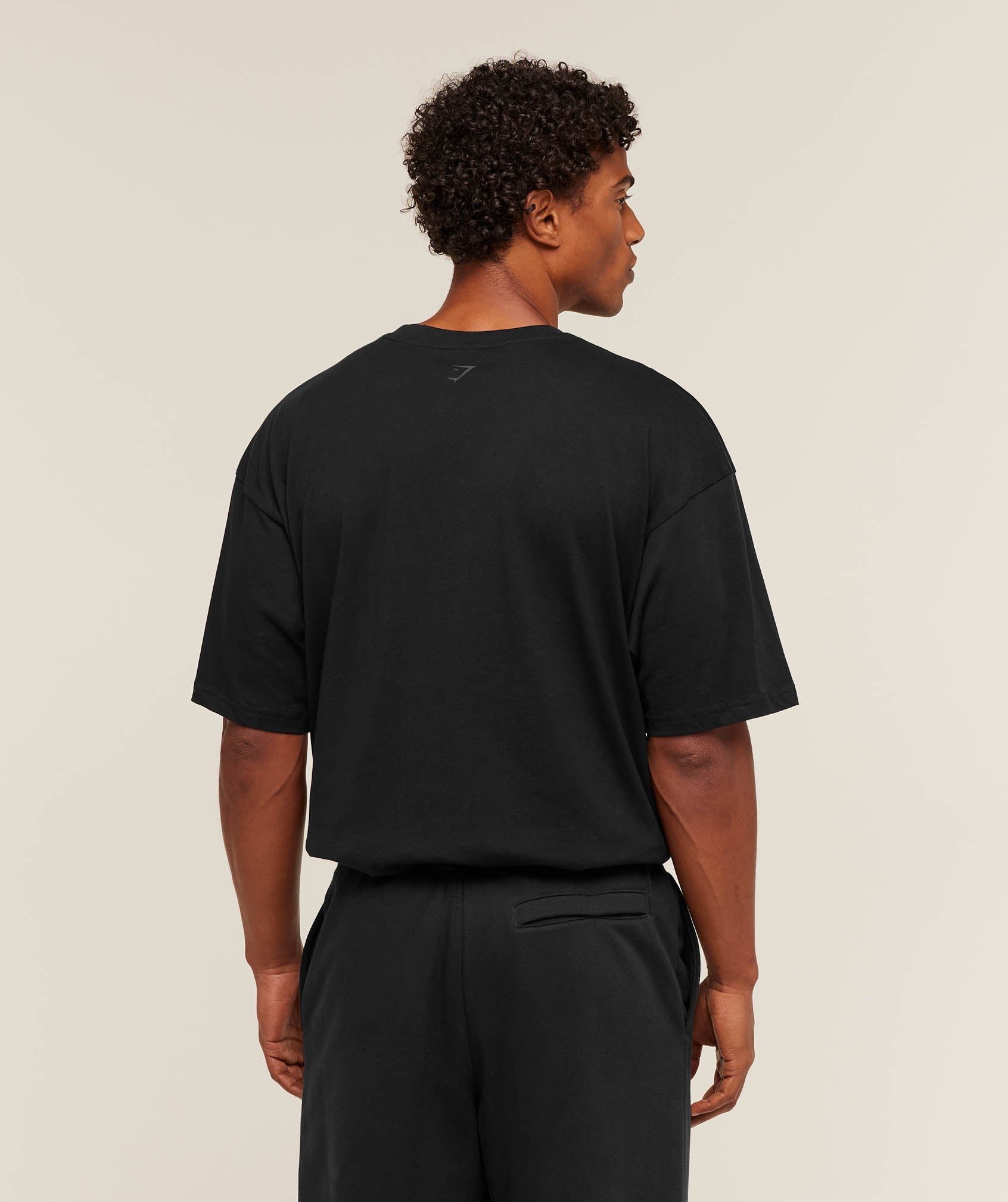 gymshark-athletic-division-graphic-t-shirt-ss-tops-black-ss26