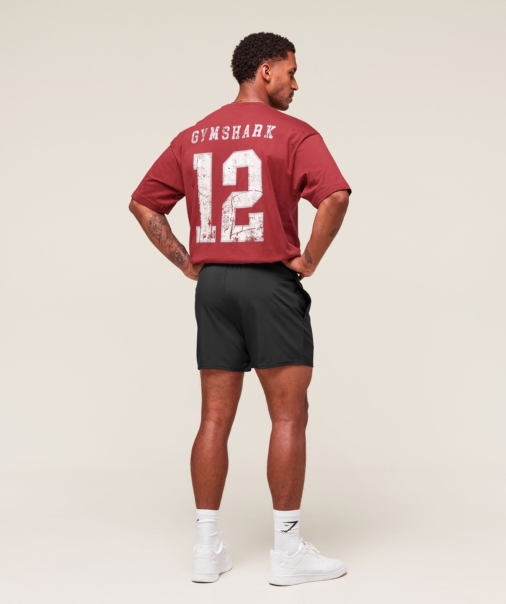 gymshark-campus-t-shirt-ss-tops-red-aw25-1