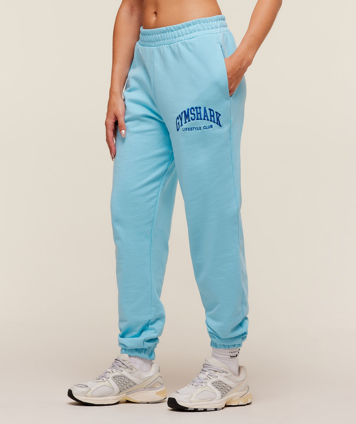 gymshark-collegiate-graphic-joggers-pants-blue-aw25
