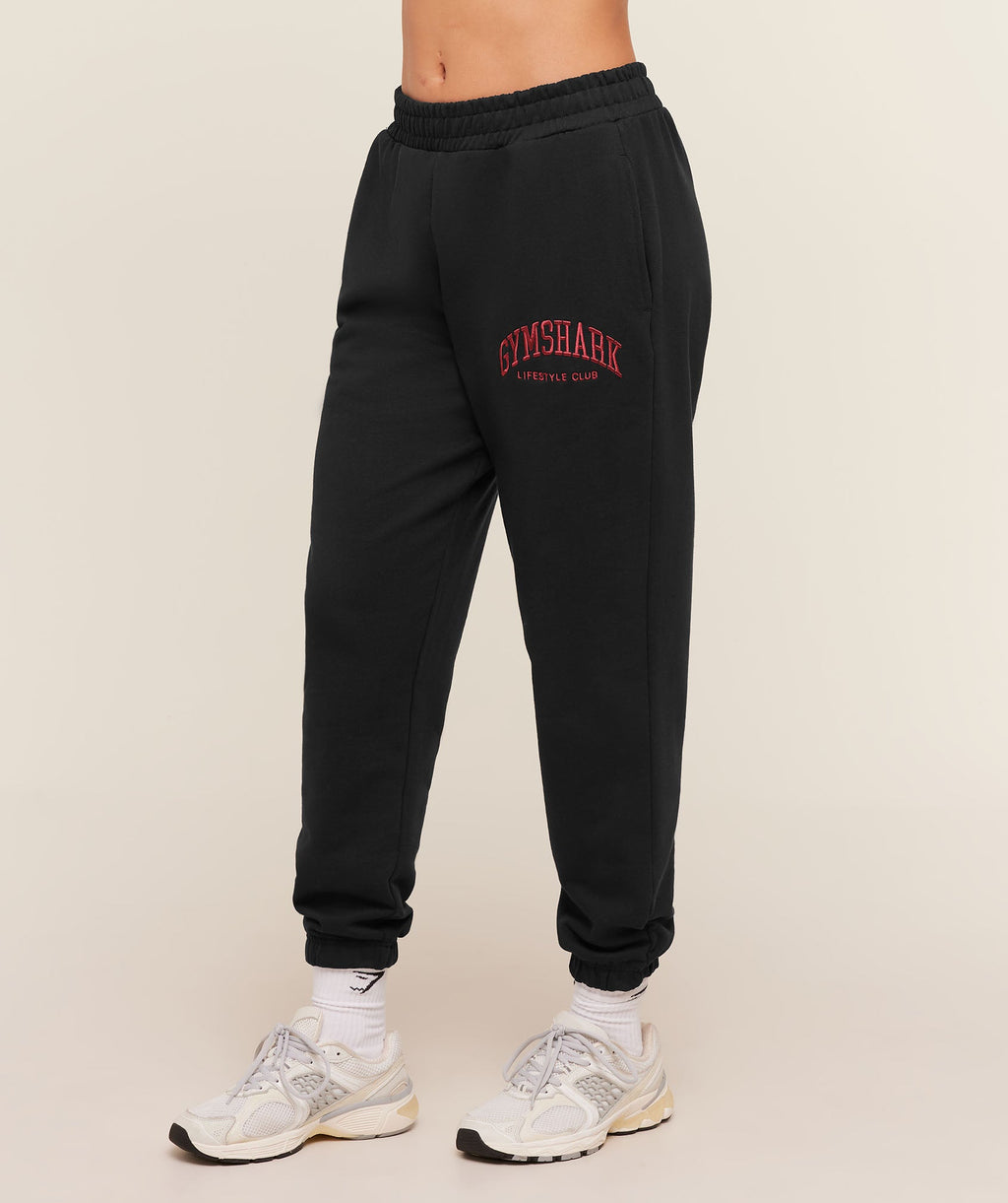 gymshark-collegiate-graphic-joggers-pants-black-aw25