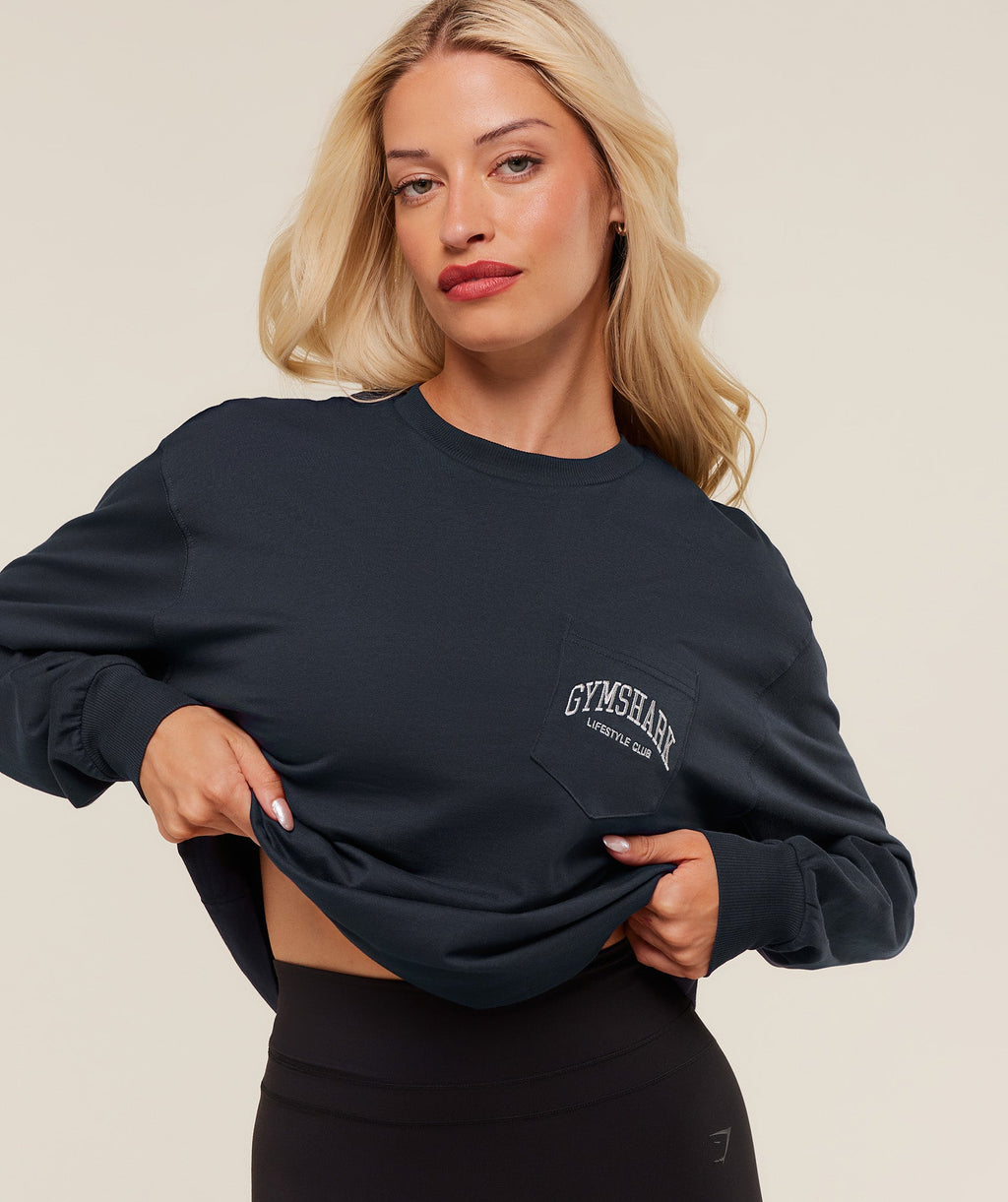 gymshark-collegiate-graphic-long-sleeve-t-shirt-ls-tops-blue-aw25