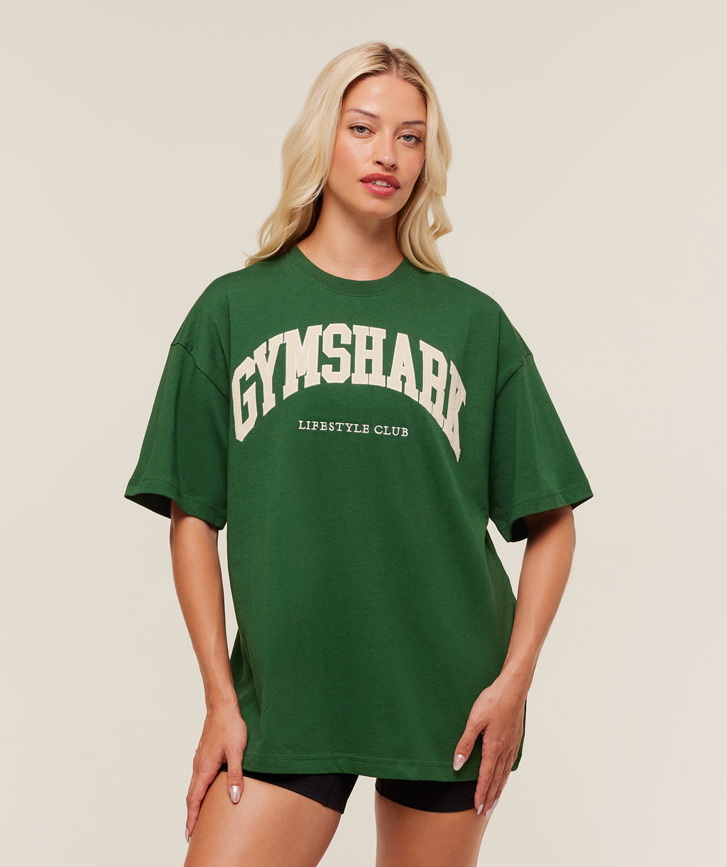 gymshark-collegiate-graphic-t-shirt-ss-tops-green-aw25