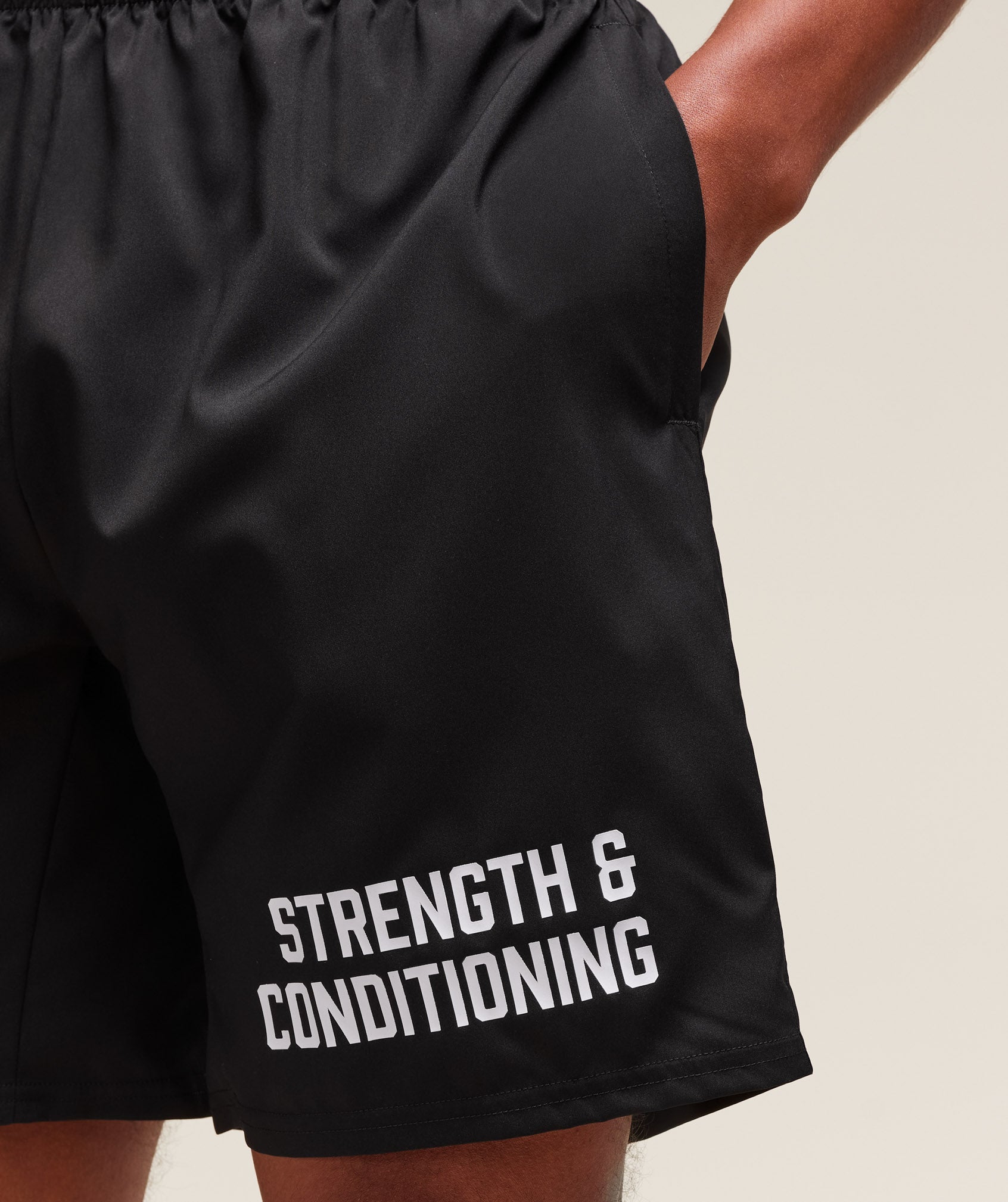 gymshark-sandc-graphic-7-shorts-shorts-black-ss25