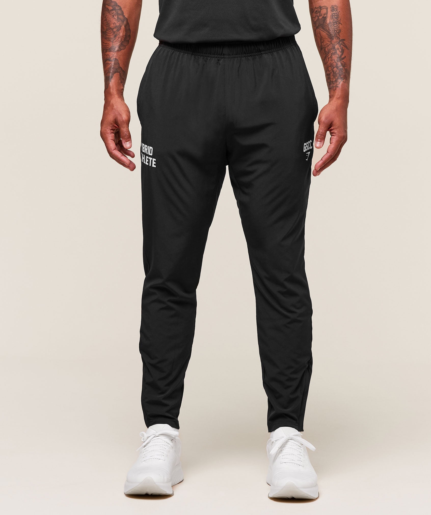 gymshark-hybrid-athlete-woven-joggers-pants-black-ss25