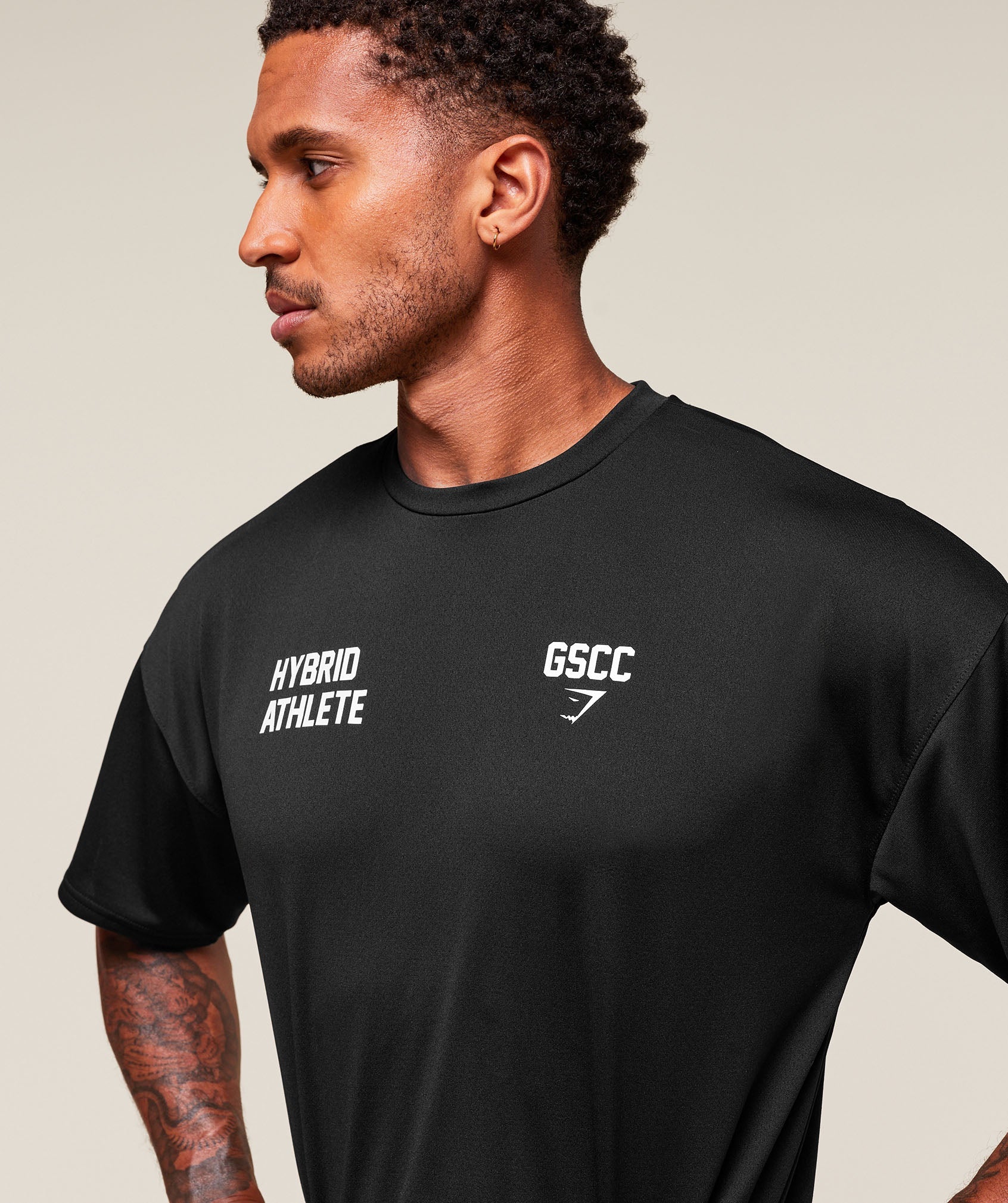 gymshark-hybrid-athlete-t-shirt-ss-tops-black-ss25