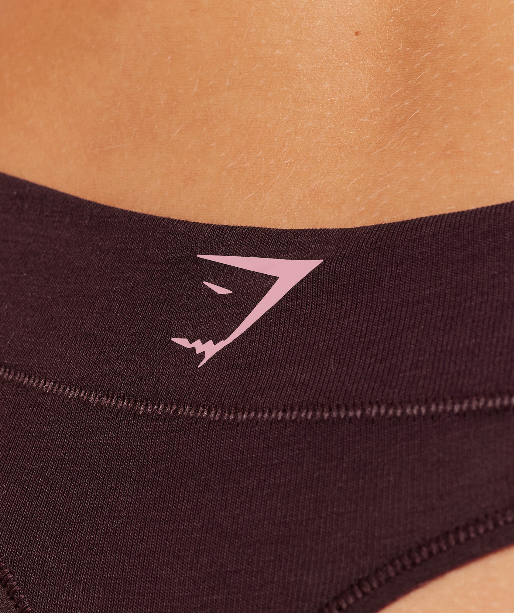 gymshark-wordmark-graphic-logo-thong-underwear-1