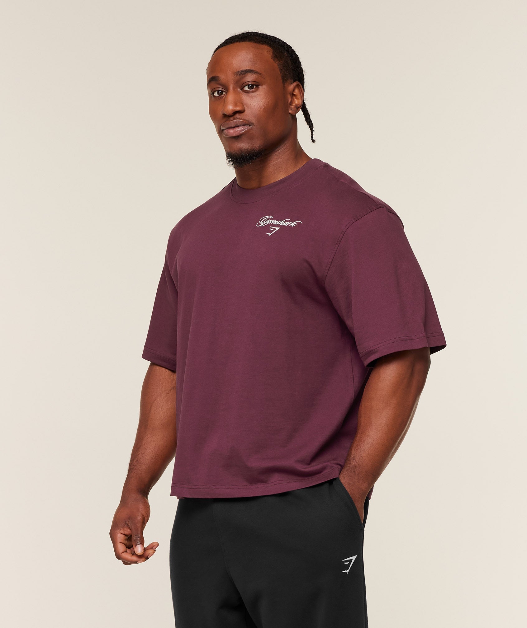 gymshark-eagle-script-graphic-t-shirt-ss-tops-red-ss26