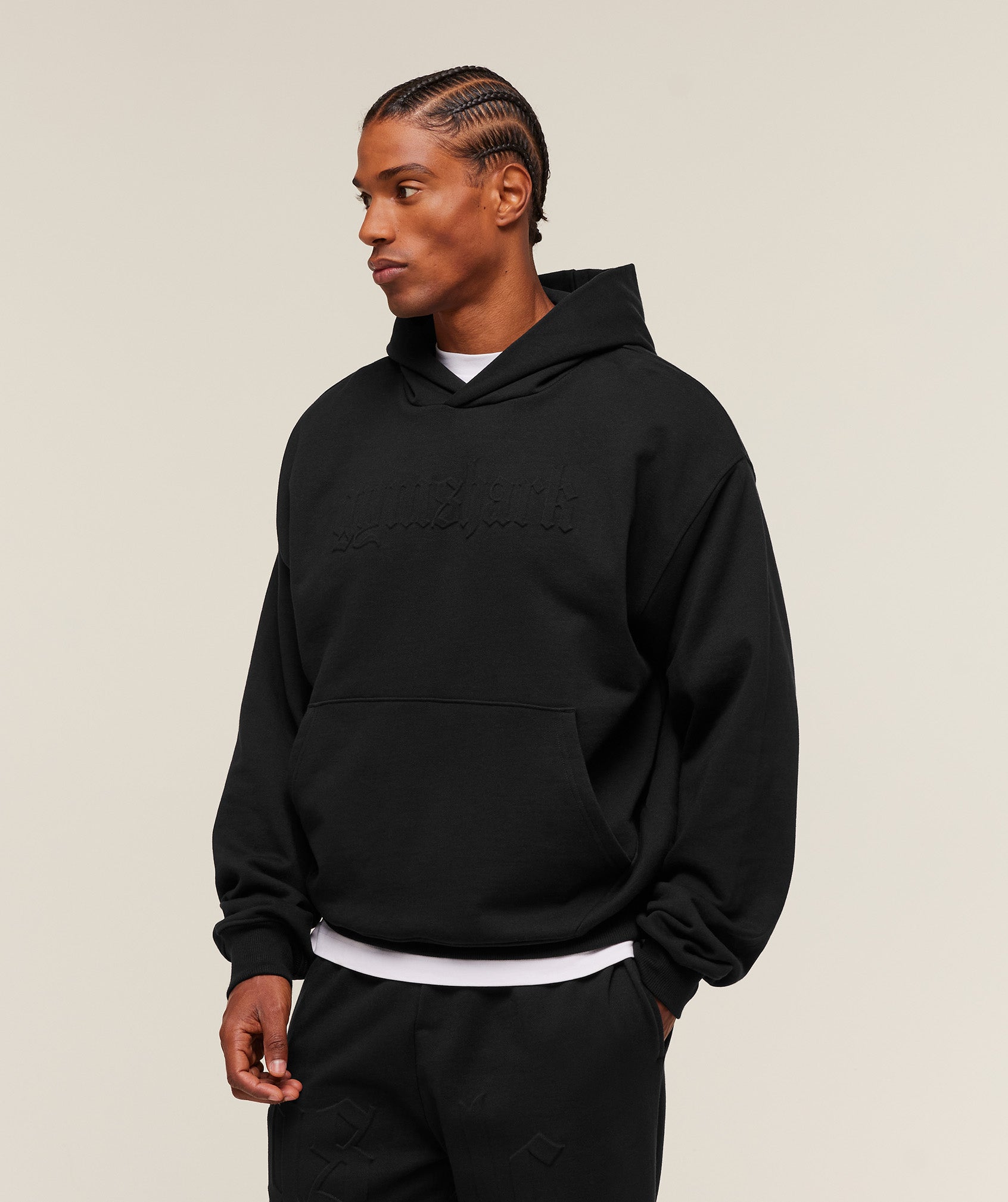 gymshark-embossed-boxy-hoodie-pullovers-black-aw25