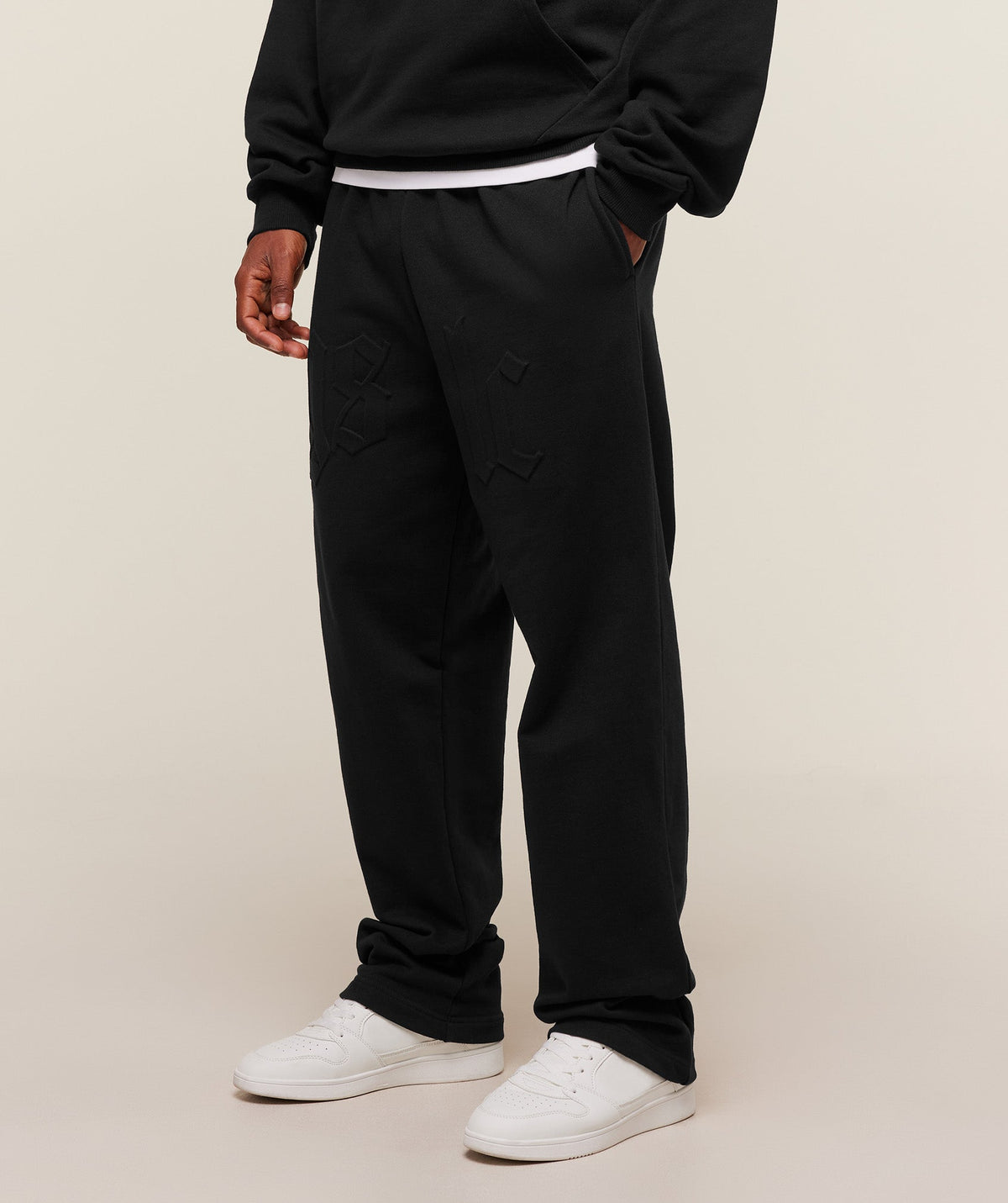 gymshark-embossed-straight-leg-jogger-pants-black-aw25