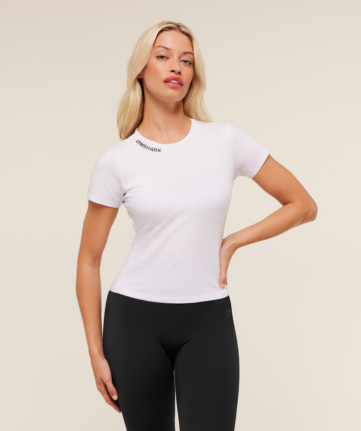 gymshark-embroidered-logo-crop-top-crop-tops-white-aw25