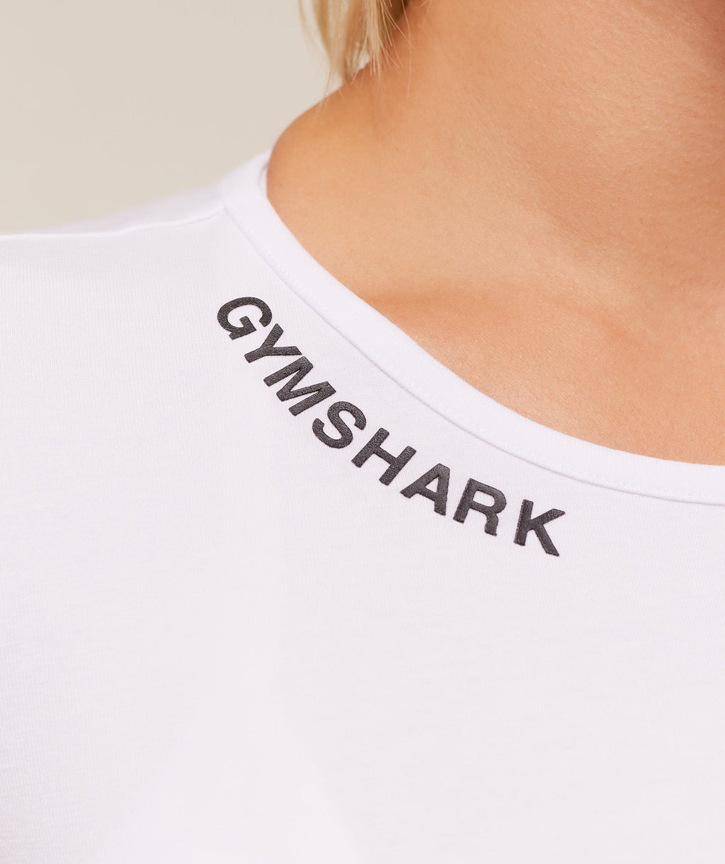gymshark-embroidered-logo-crop-top-crop-tops-white-aw25