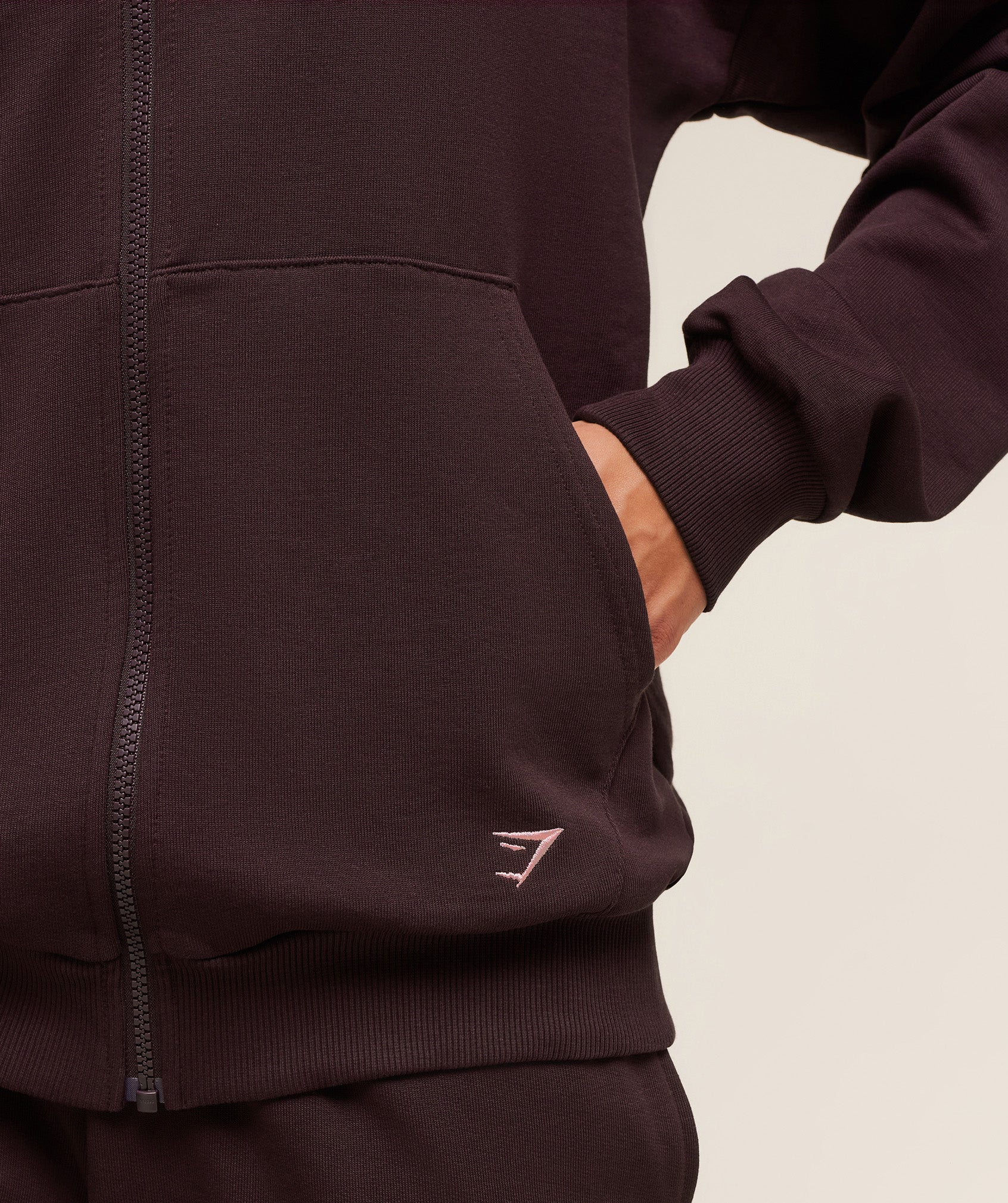 gymshark-embroidered-zip-up-hoodie-pullovers-purple-aw25