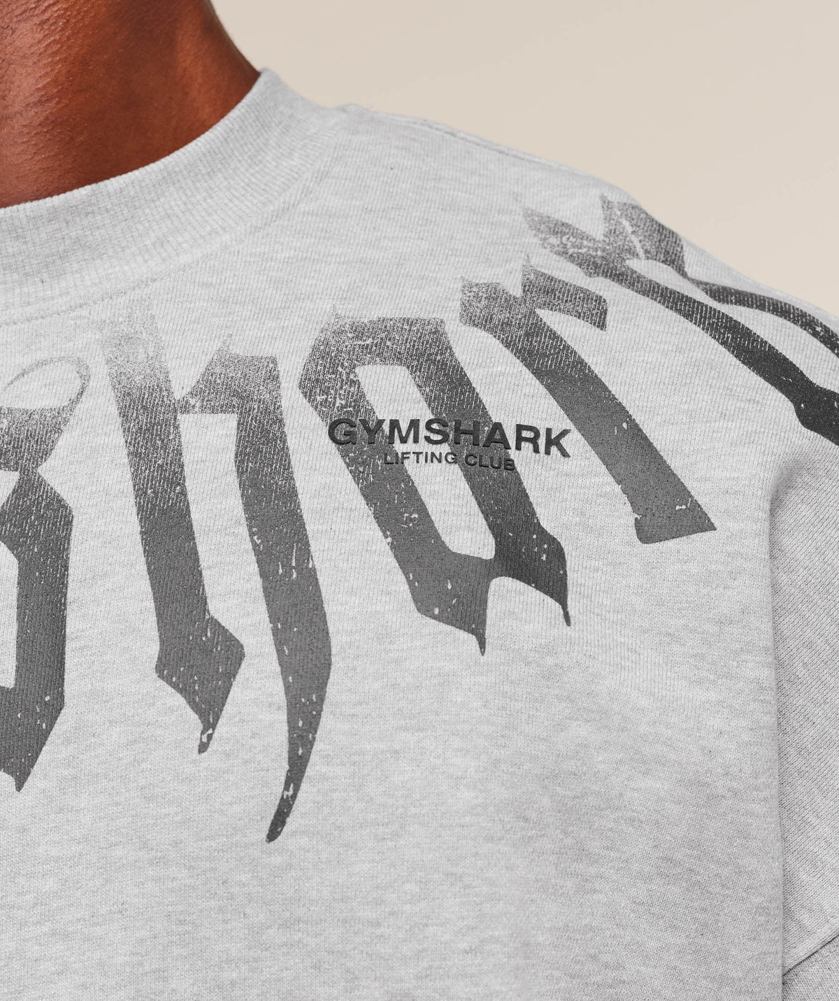 gymshark-fade-graphic-crew-pullovers-1