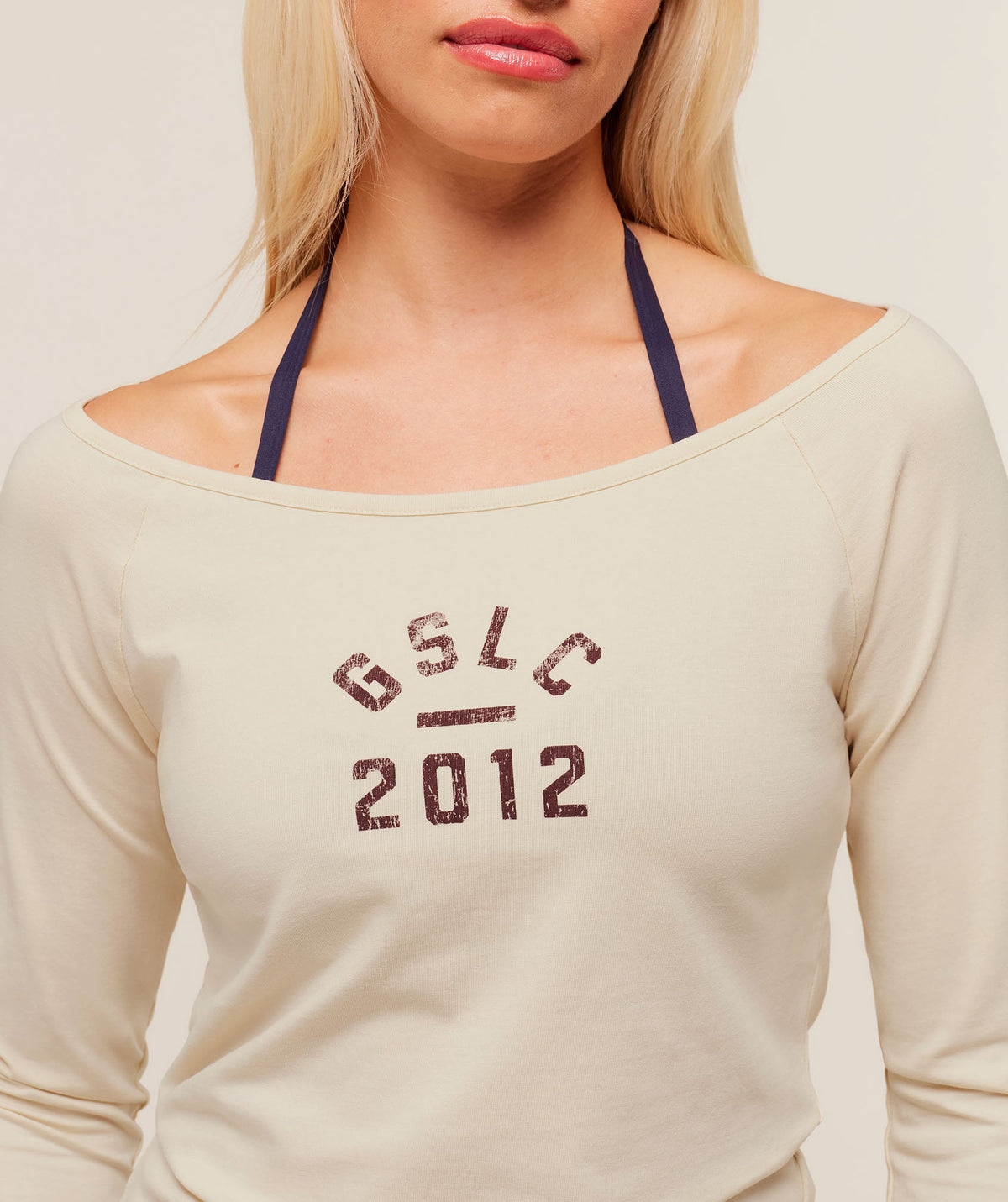 gymshark-gymshark-lifting-club-2012-graphic-long-sleeve-top-ls-tops-brown-aw25