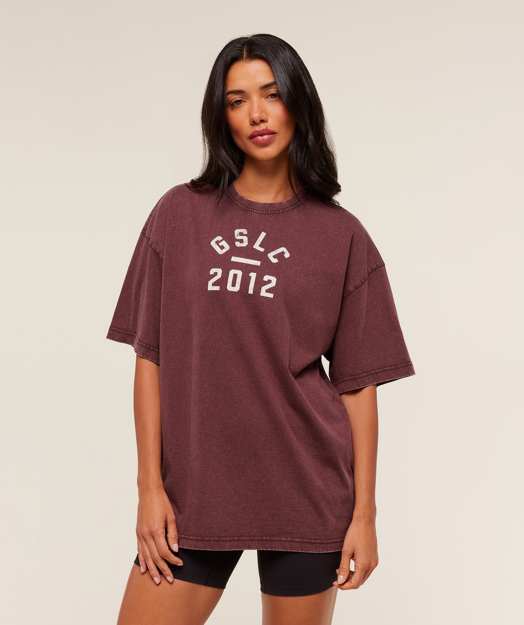 gymshark-gymshark-lifting-club-2012-graphic-short-sleeve-t-shirt-ss-tops-brown-aw25-1
