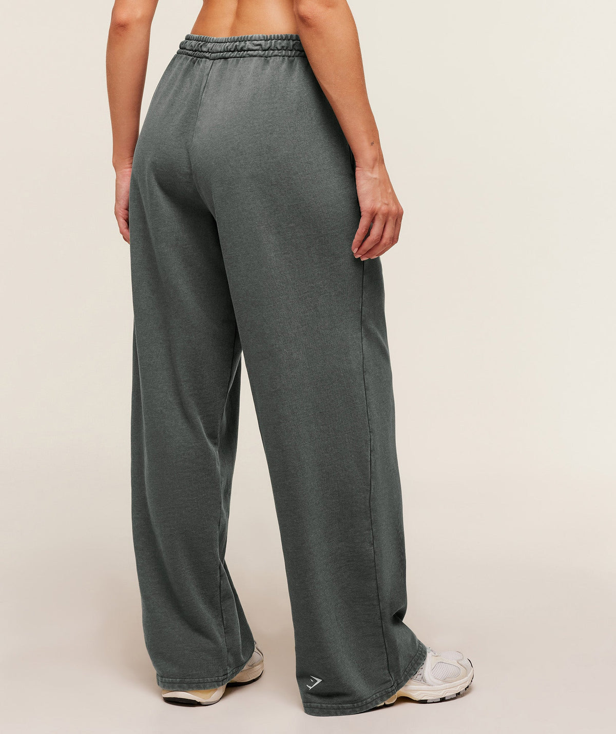 gymshark-gymshark-lifting-club-2012-graphic-wide-leg-jogger-pants-teal-aw25