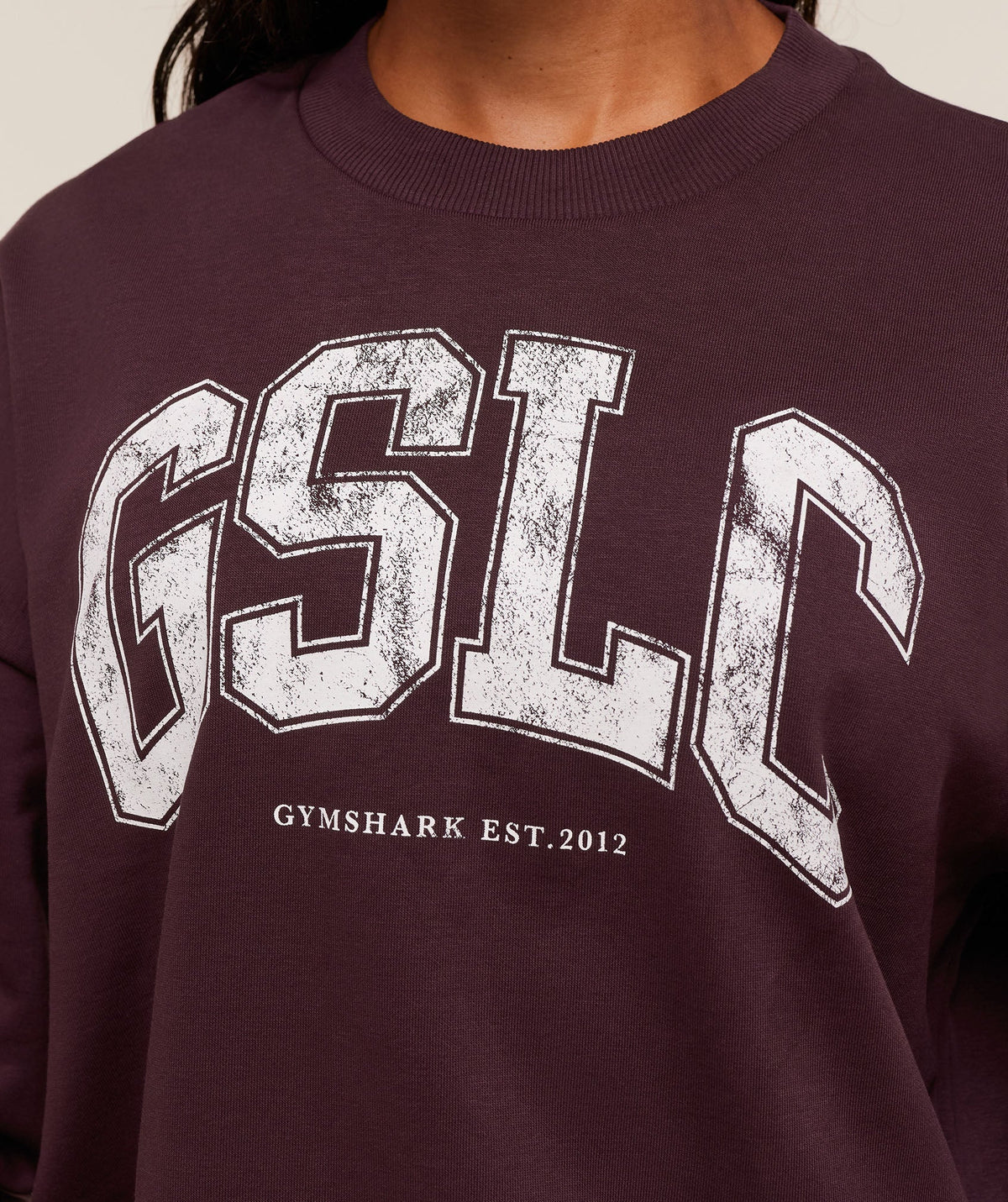 gymshark-gslc-graphic-crew-neck-pullovers-purple-aw25