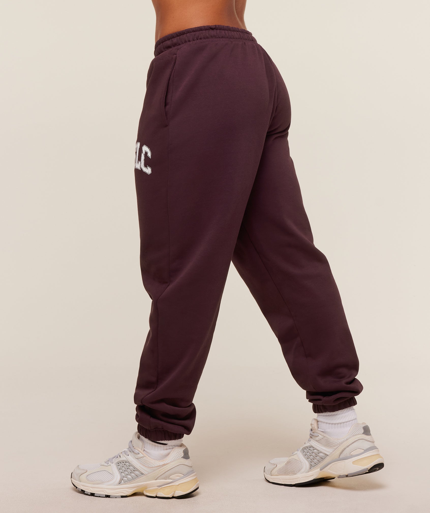 gymshark-gslc-lifting-club-cuffed-joggers-pants-purple-aw25