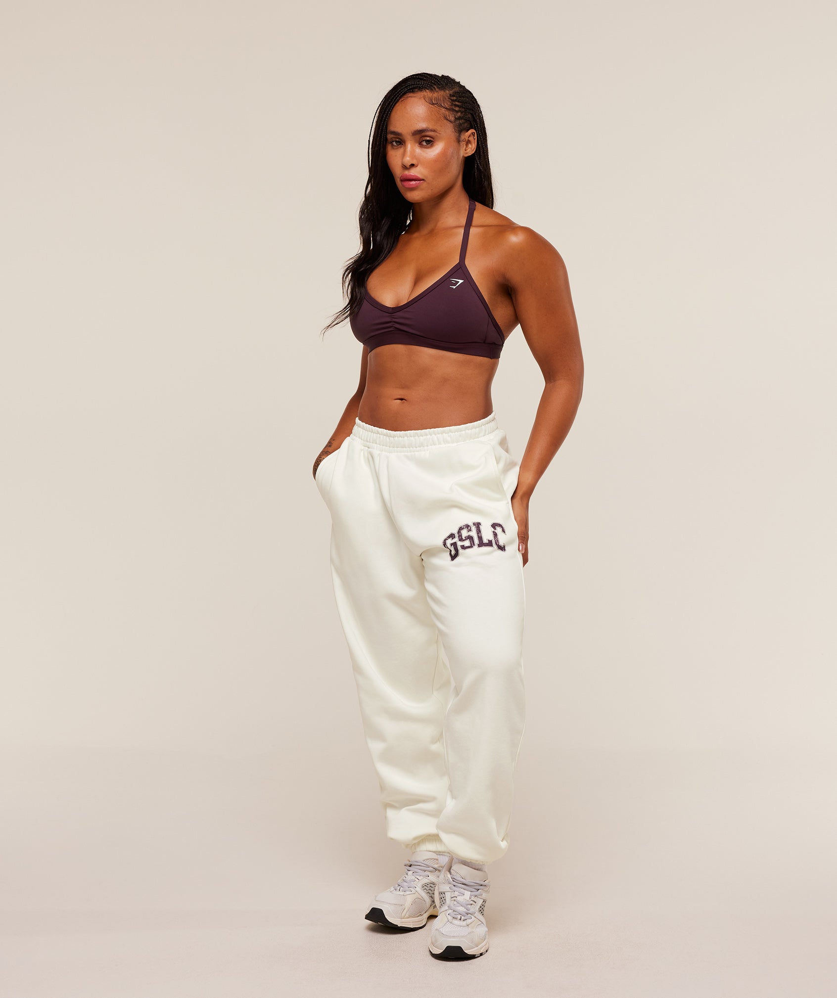 gymshark-gslc-lifting-club-cuffed-joggers-pants-white-aw25